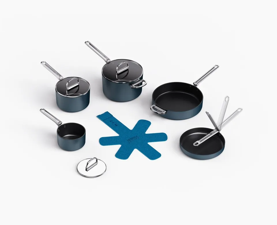 joseph-joseph-space-5-piece-non-stick-cookware-set-with-folding-handles-blue image 1