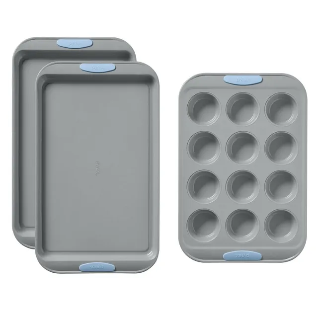 pyrex-metal-bakeware-3-piece-set-in-cerulean image 1