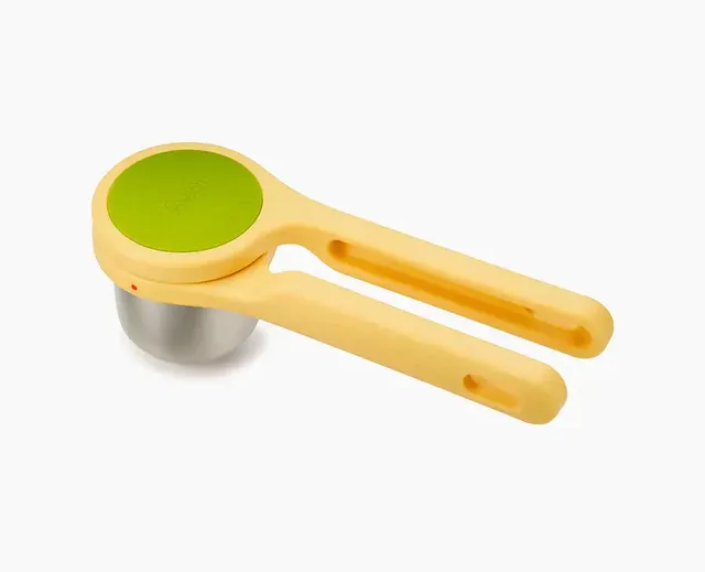 joseph-joseph-helix-citrus-juicer-yellow-easy-squeeze-lemon-lime-press image 1
