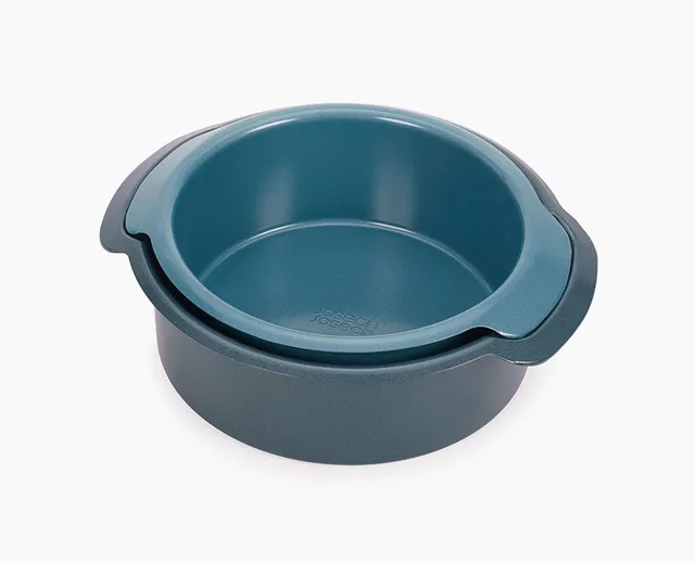 joseph-joseph-nest-bake-non-stick-2-piece-blue-round-cake-tin-set image 1