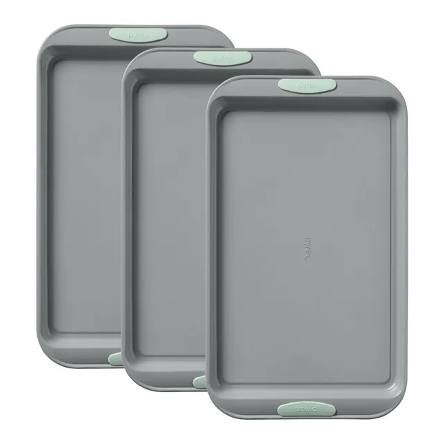 pyrex-metal-bakeware-3-piece-large-cookie-sheet-set-in-sage image 1