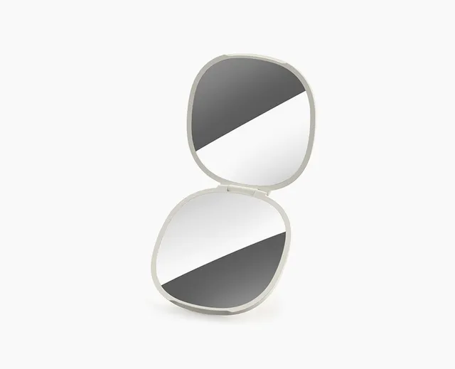 joseph-joseph-viva-2-in-1-compact-magnifying-mirror image 1