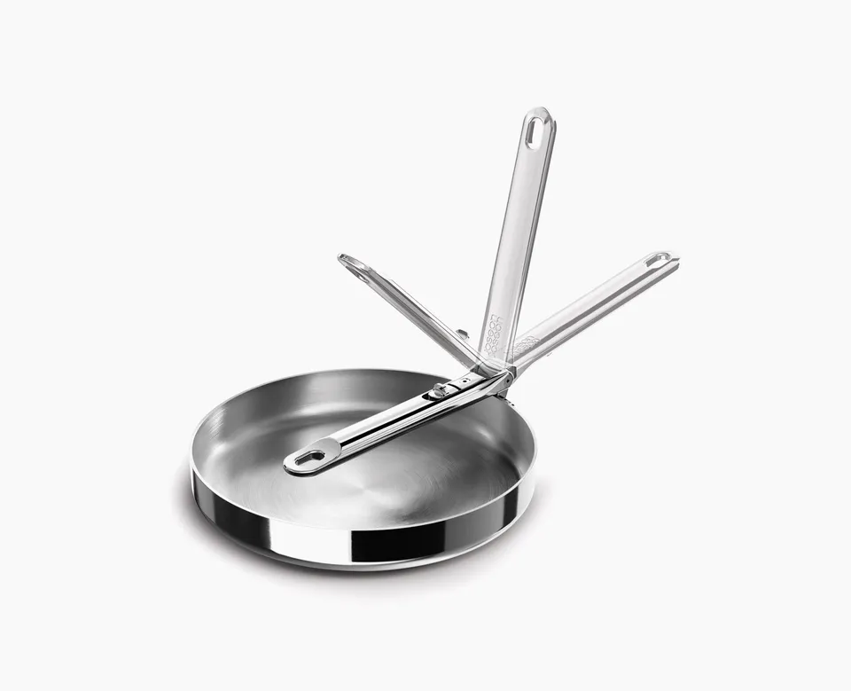 joseph-joseph-space-steel-24cm-folding-handle-frying-pan image 1