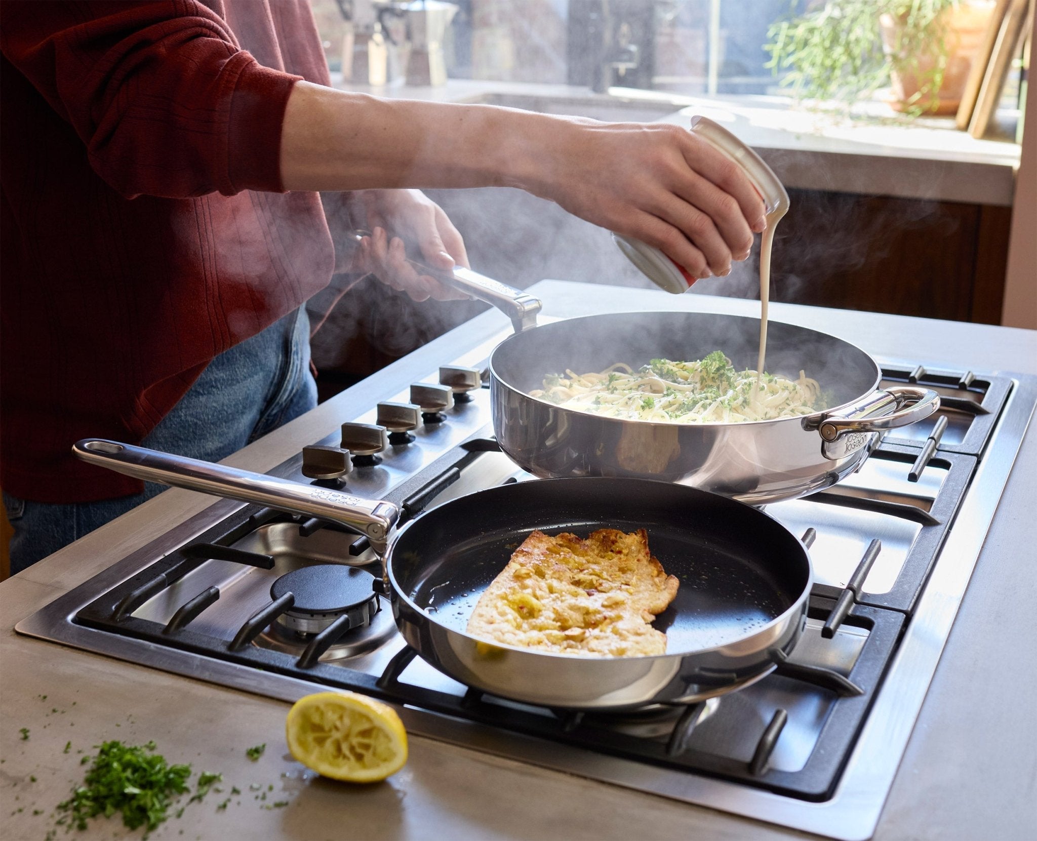 joseph-joseph-space-steel-folding-handle-non-stick-2-piece-frying-pan-set image 3
