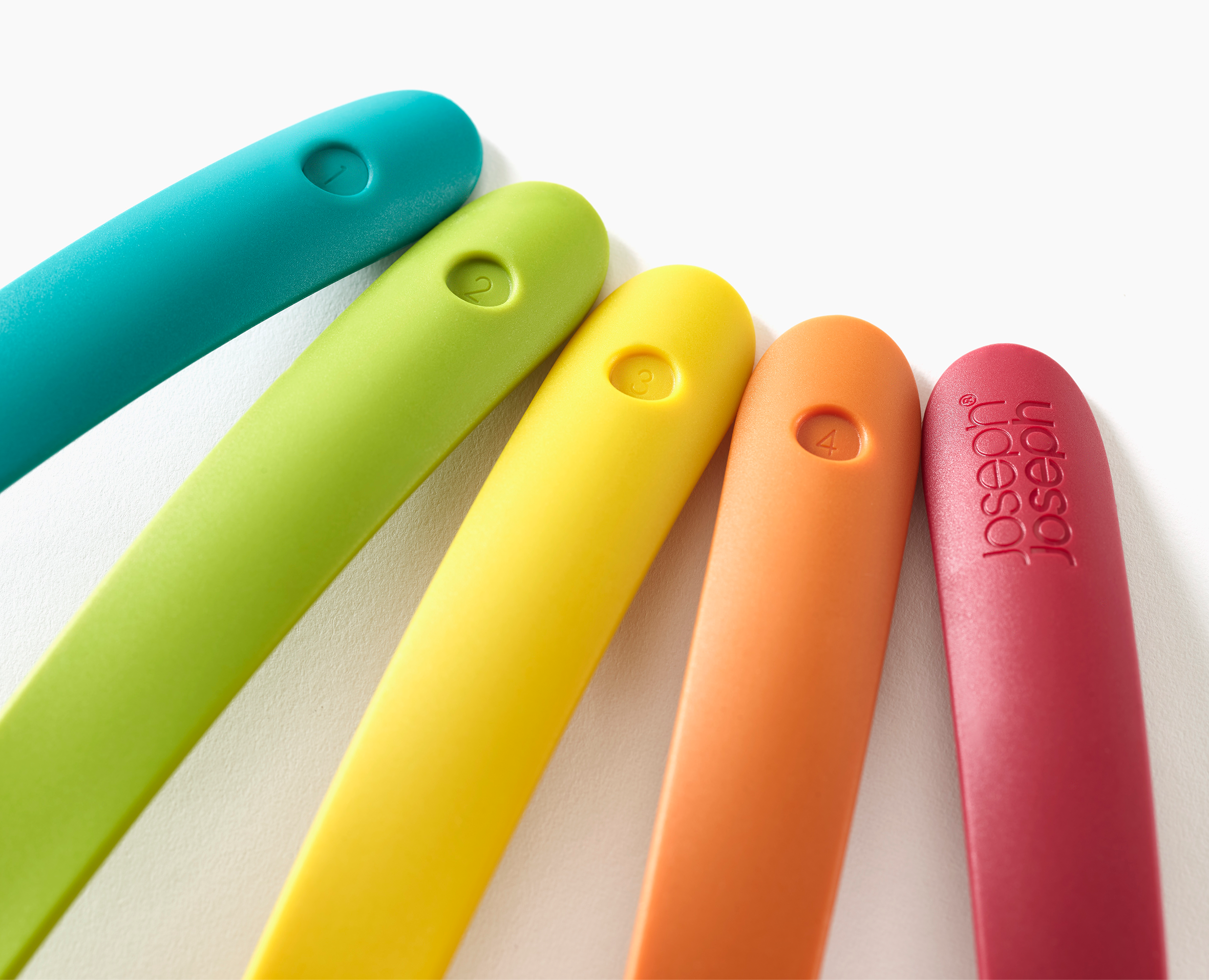 joseph-joseph-nest-multicolour-utensils-plus-set image 5