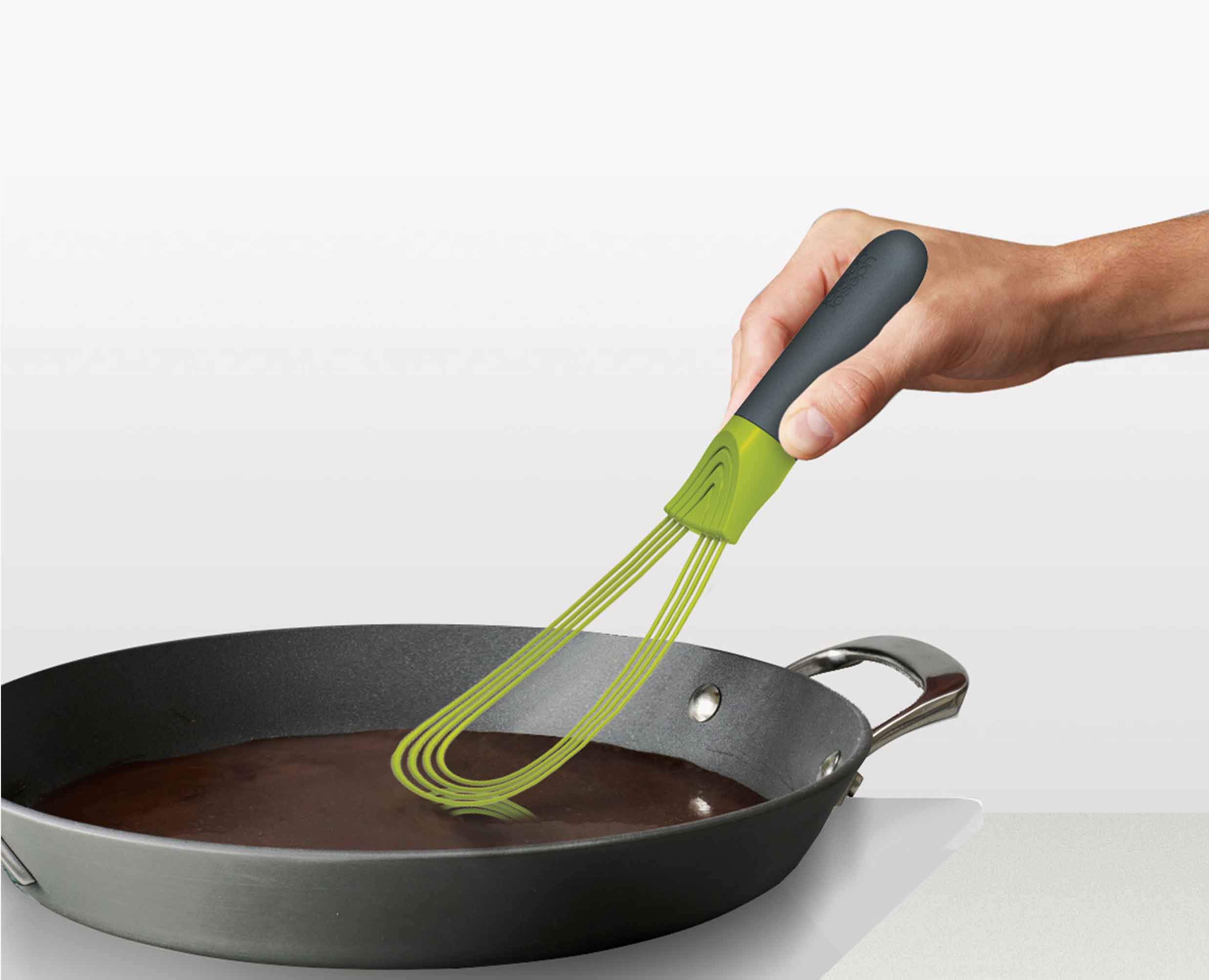 joseph-joseph-twist-2-in-1-green-whisk image 5