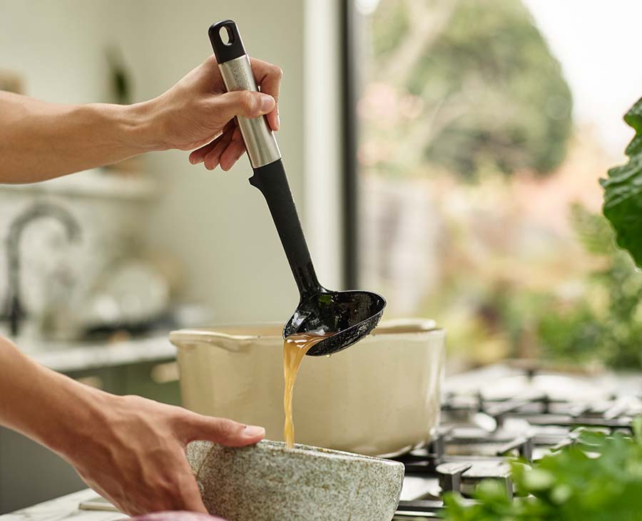 joseph-joseph-elevate-stainless-steel-silicone-ladle image 2