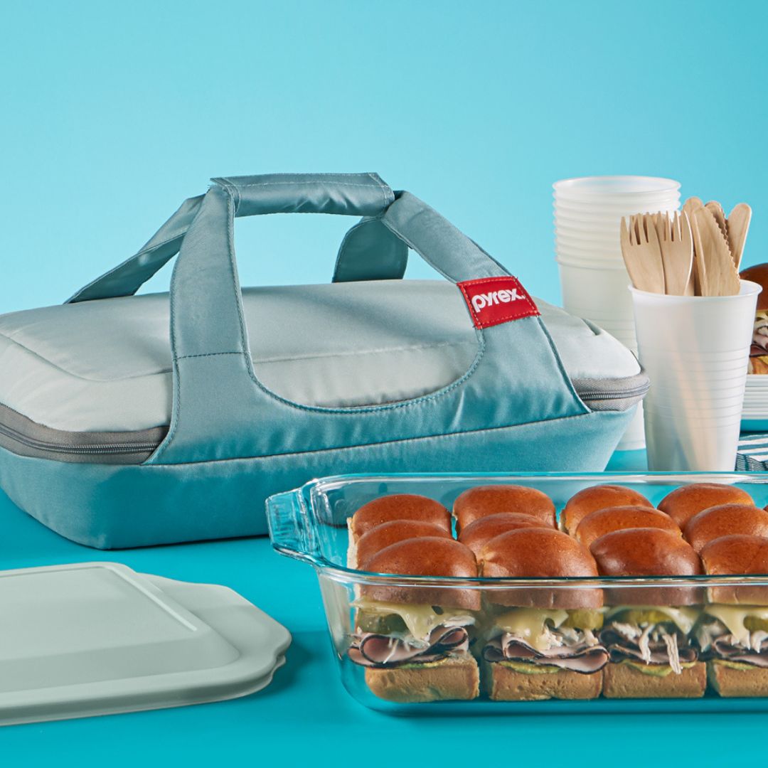 pyrex-deep-portable-4-piece-glass-baking-dish-set-green-sage-lid image 2