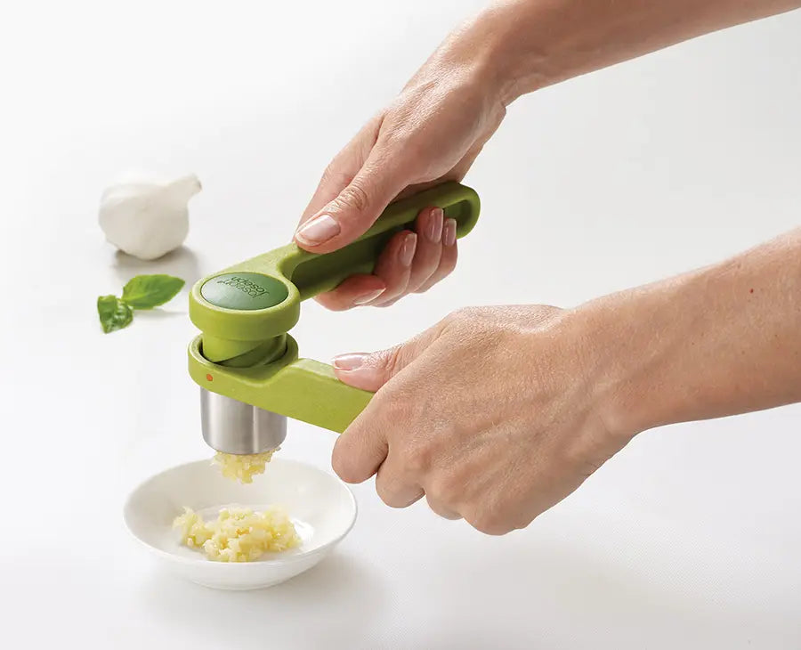joseph-joseph-helix-green-garlic-press-twist-action-stainless-steel-nylon image 2