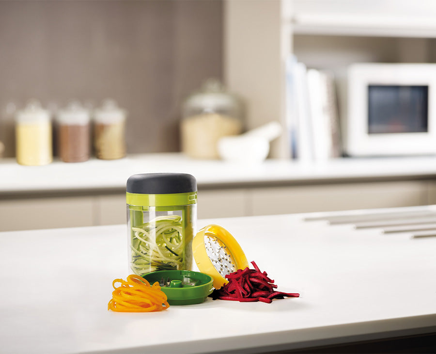 joseph-joseph-spiro-handheld-spiralizer-green image 2