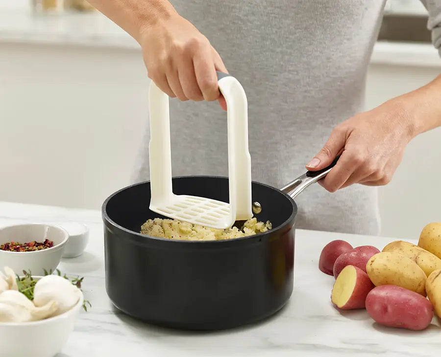 joseph-joseph-easy-mash-white-potato-masher-with-non-slip-grip image 2