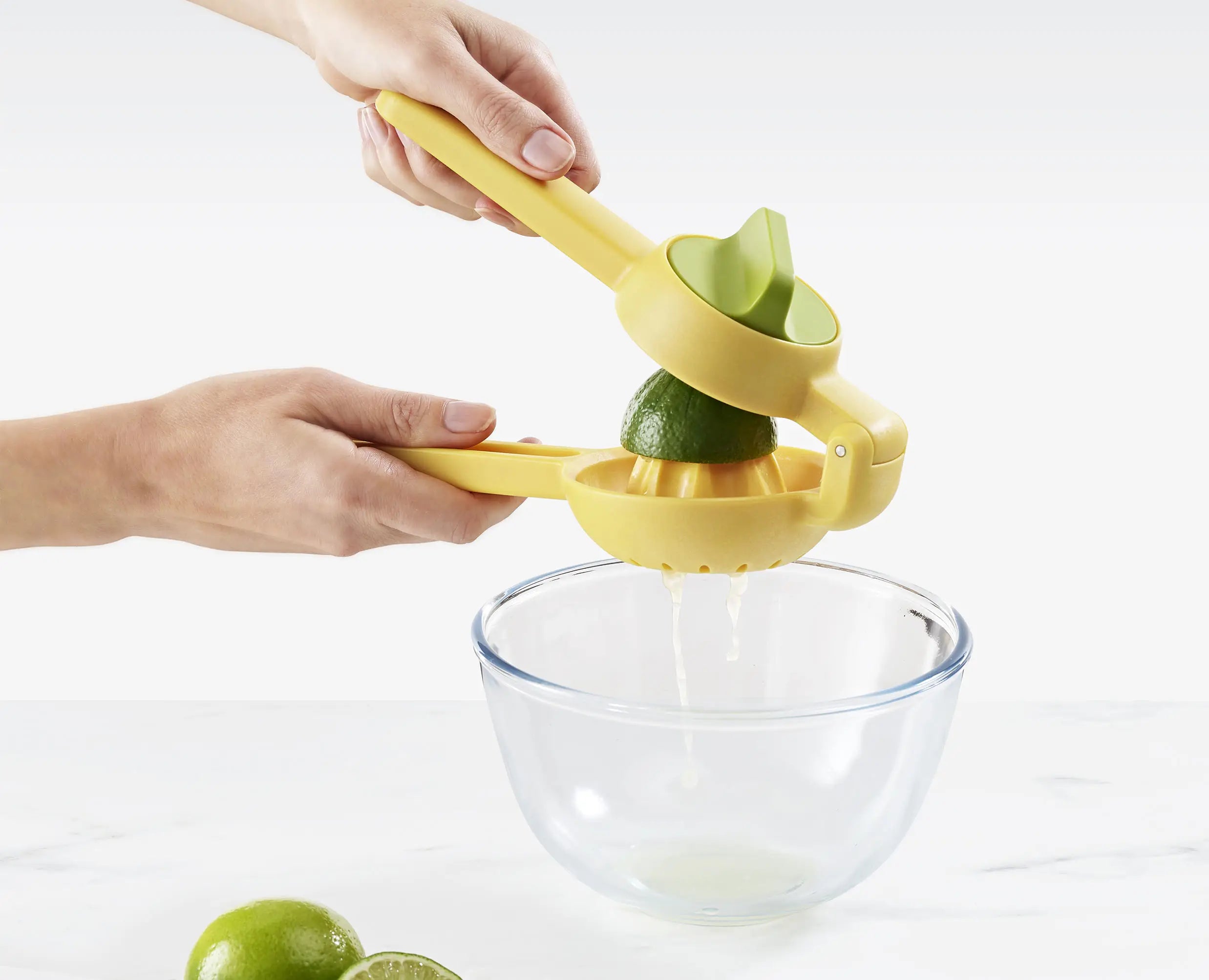 joseph-joseph-juicemax-dual-action-yellow-citrus-press image 5