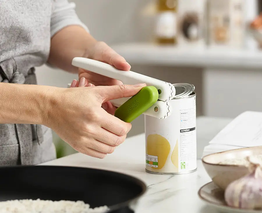 joseph-joseph-pivot-3-in-1-white-can-opener image 2