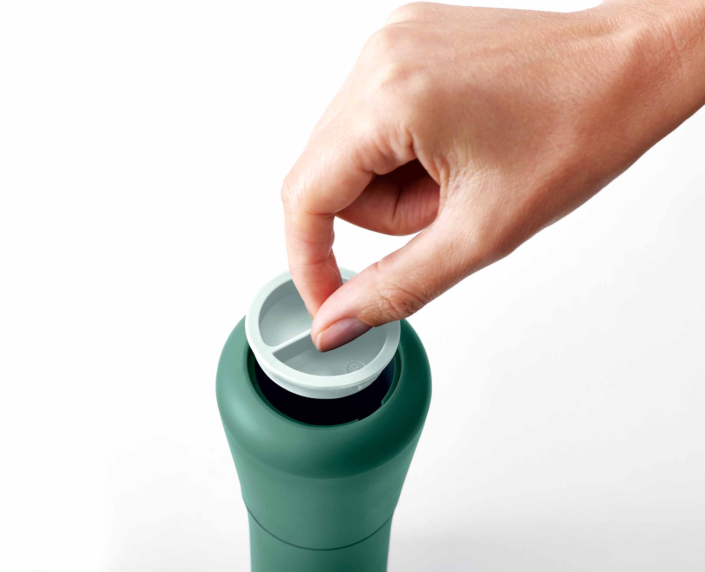joseph-joseph-milltop-green-salt-pepper-mills-editions image 5