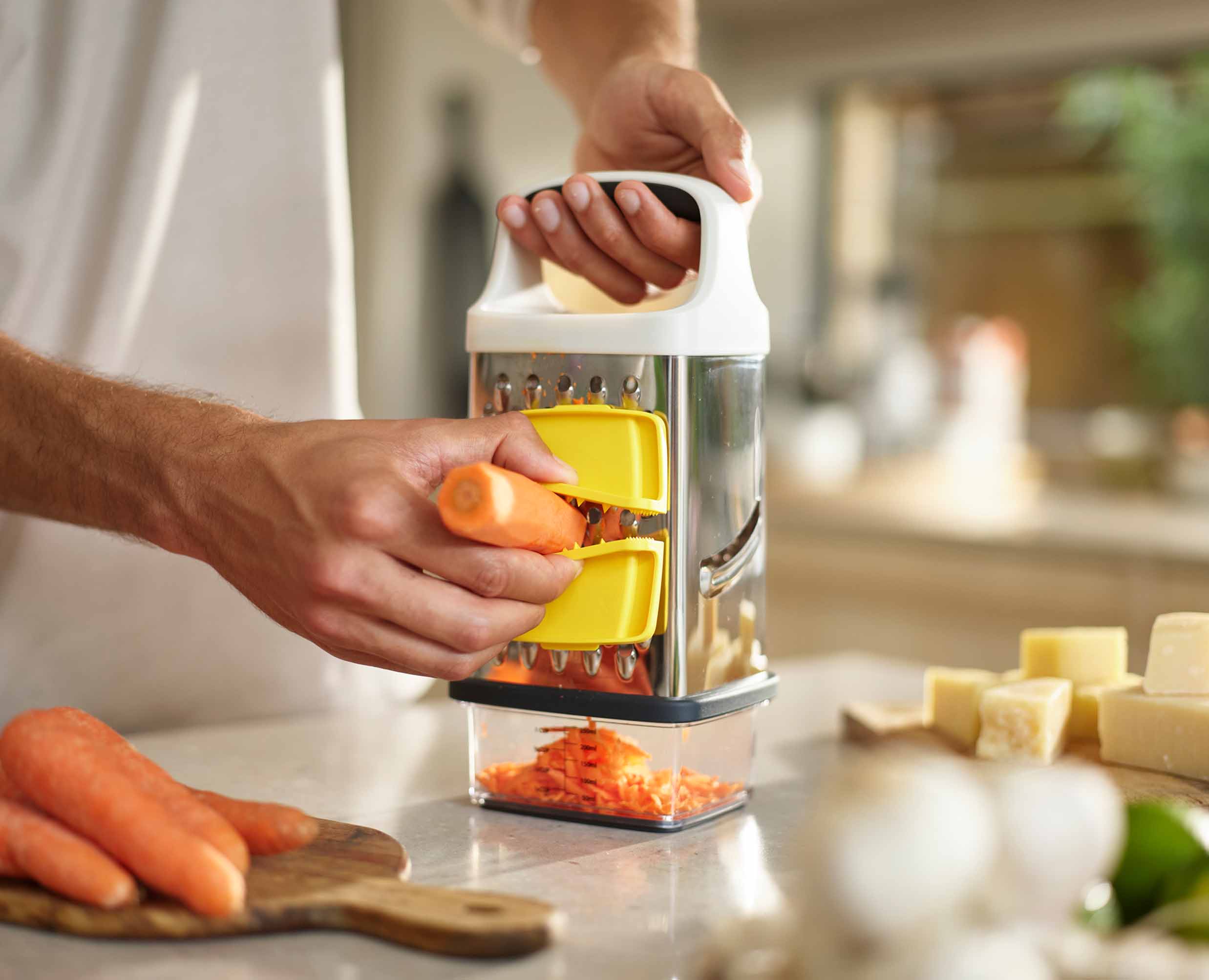 joseph-joseph-multi-grip-box-grater-with-precision-food-grip image 3