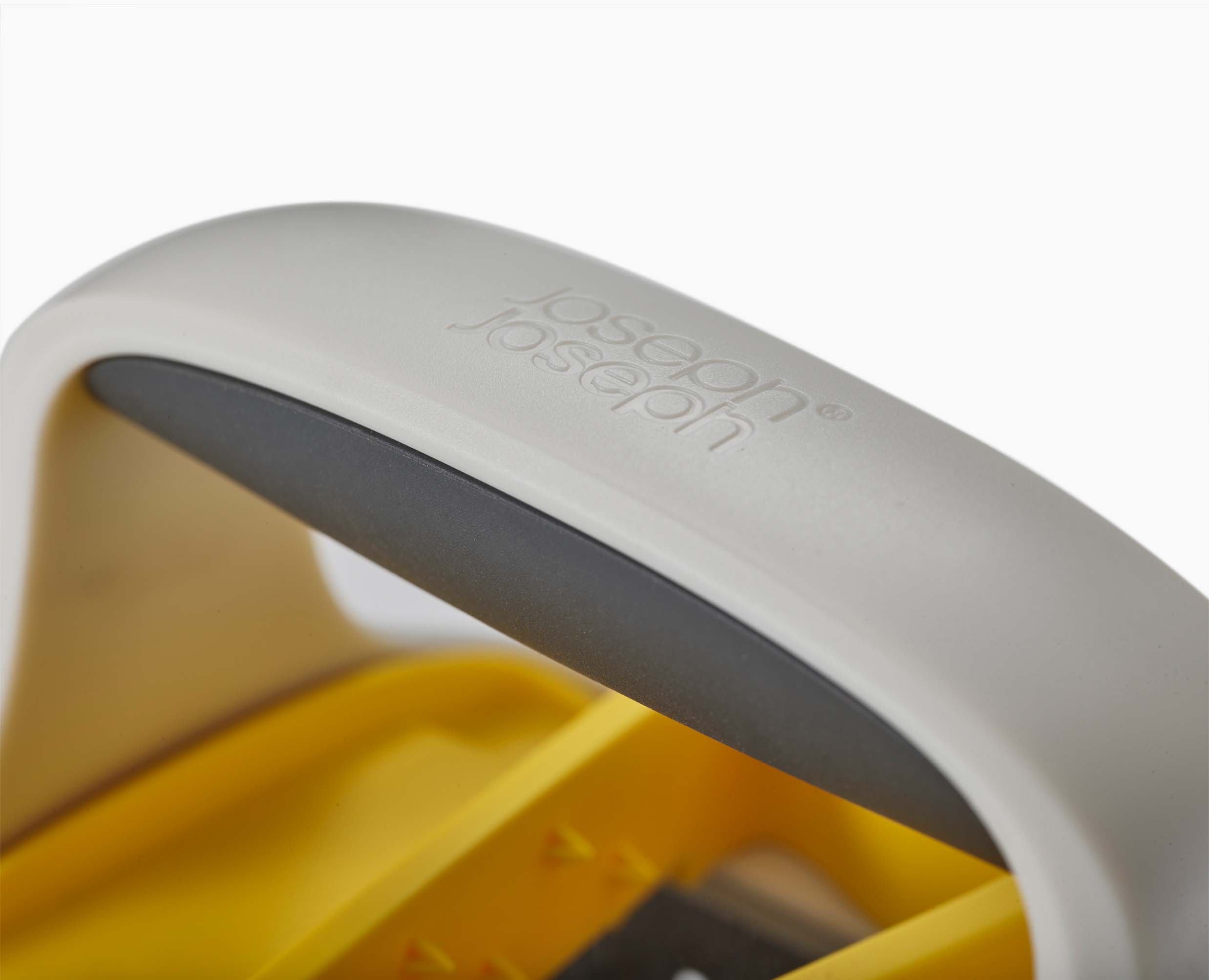 joseph-joseph-multi-grip-box-grater-with-precision-food-grip image 5