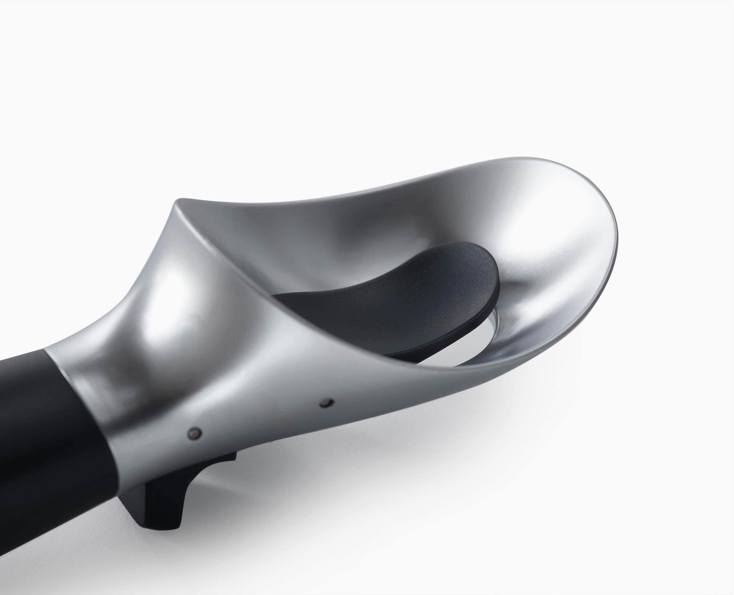 joseph-joseph-elevate-grey-ice-cream-scoop image 6