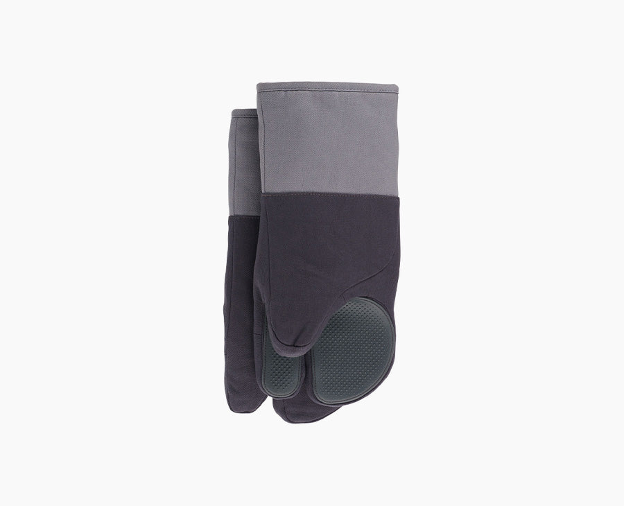 joseph-joseph-pinch-easy-grip-set-of-2-oven-gloves-grey image 1