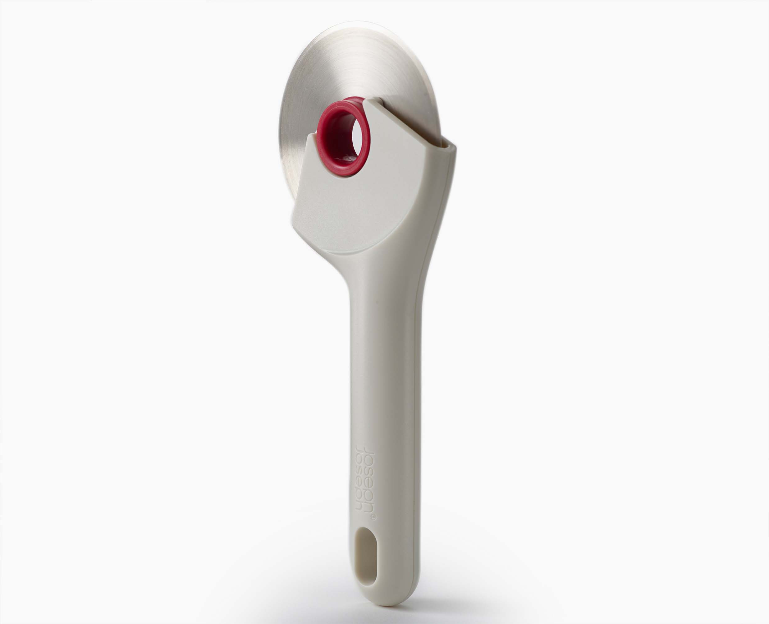 joseph-joseph-ringo-easy-clean-red-pizza-cutter image 4