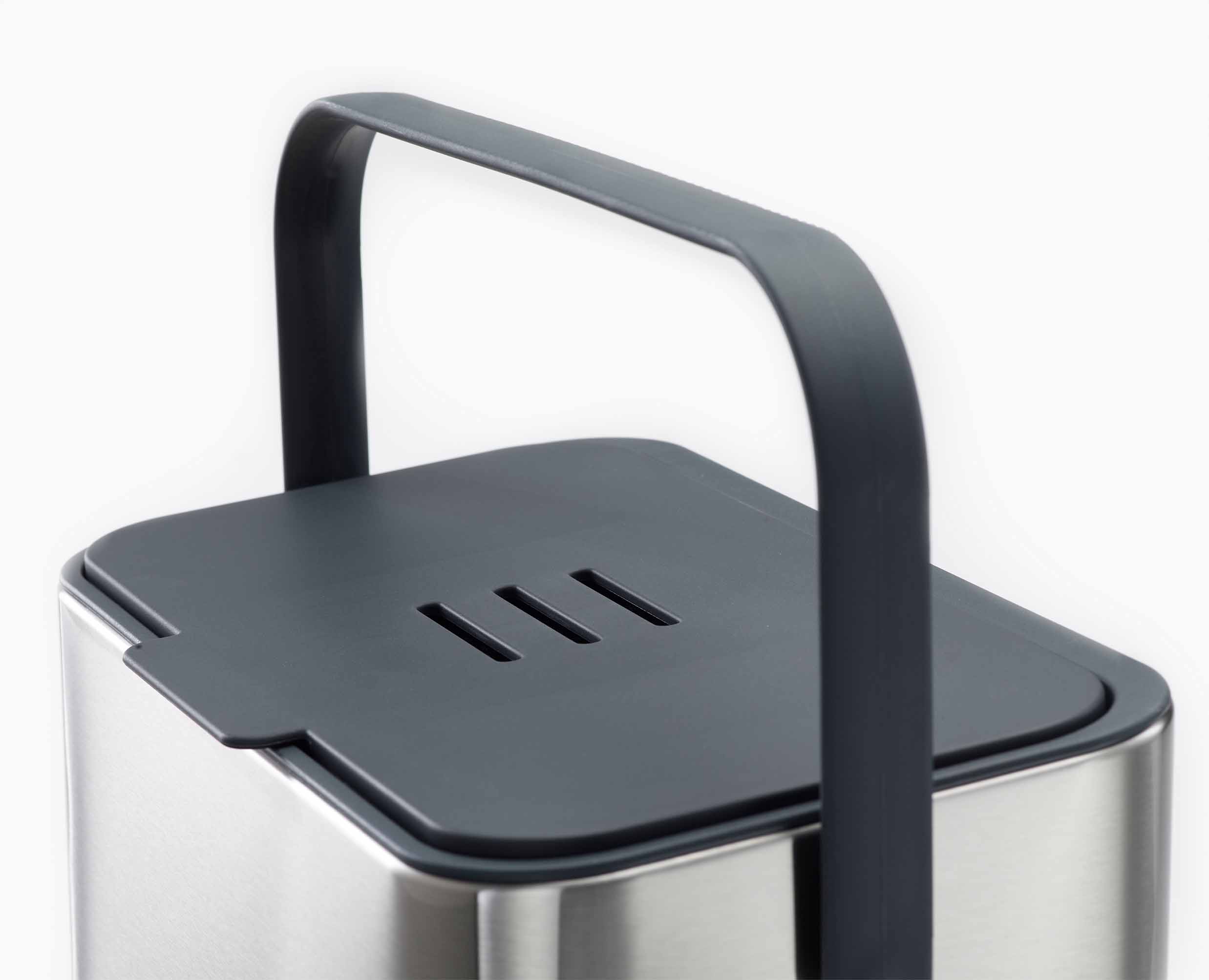 joseph-joseph-collect-4l-stainless-steel-food-waste-caddy image 4