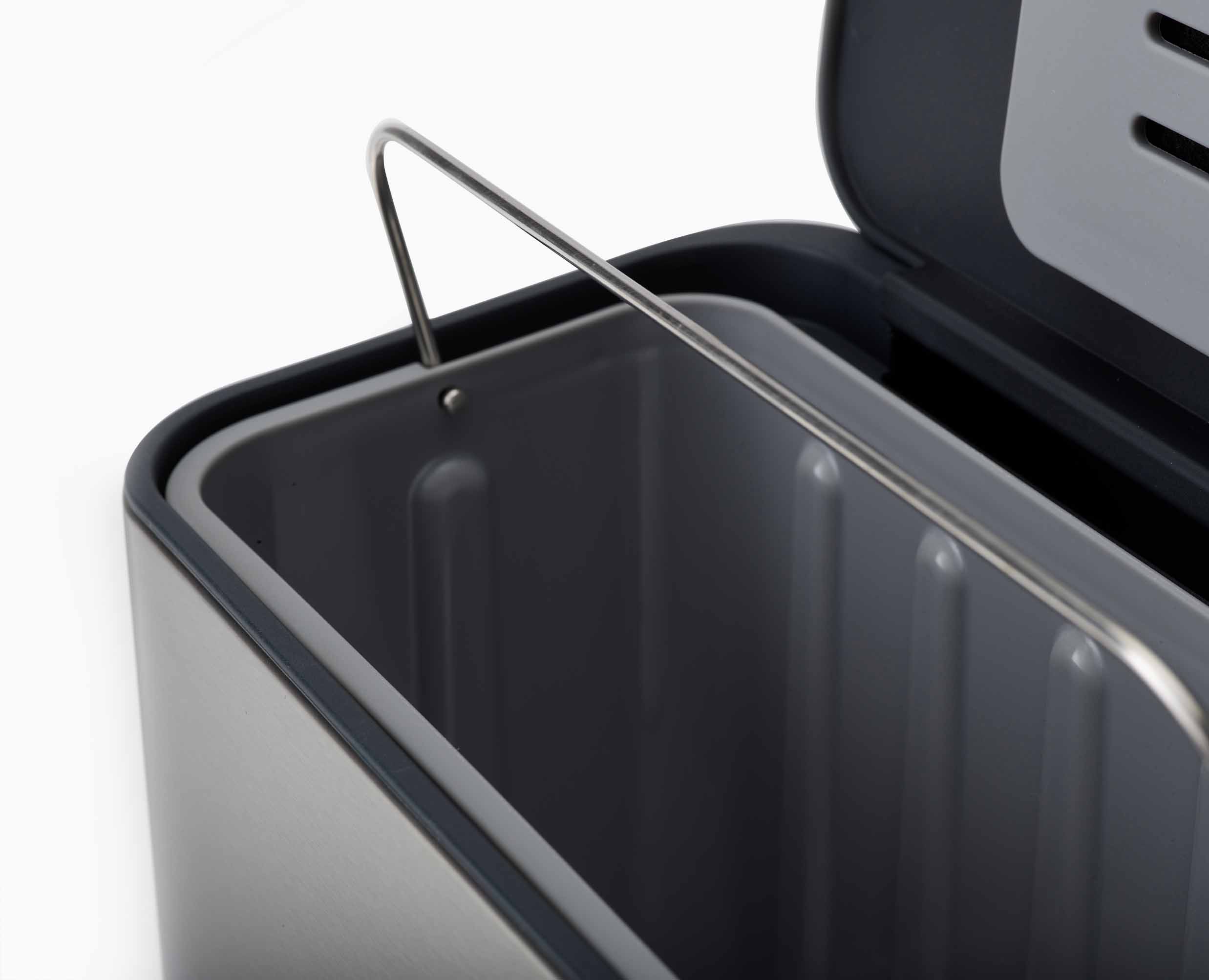 joseph-joseph-collect-4l-stainless-steel-food-waste-caddy image 6