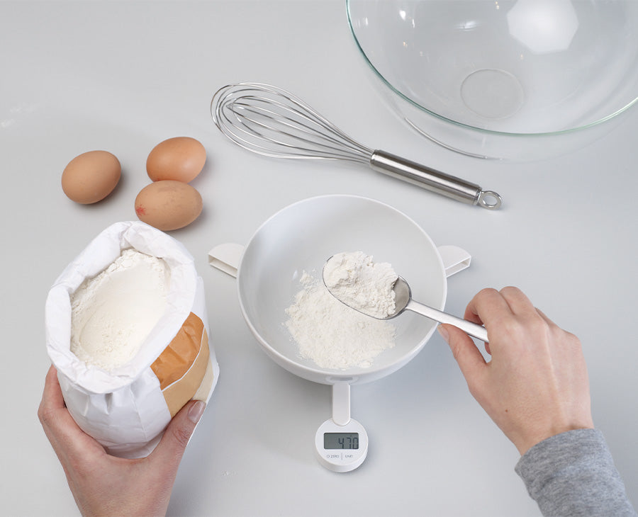 joseph-joseph-triscale-digital-white-kitchen-scales image 2