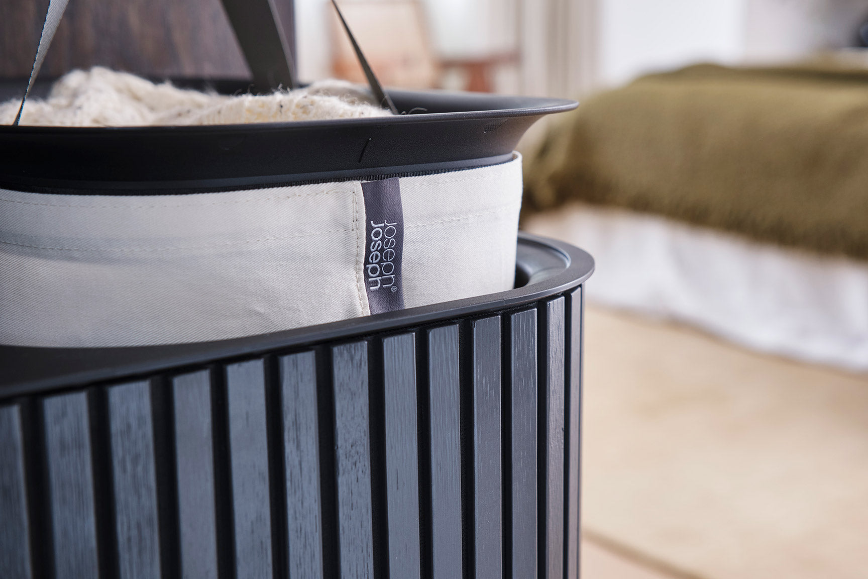 joseph-joseph-tota-trio-luxe-90l-laundry-separation-basket-with-bamboo-frame-bla image 5