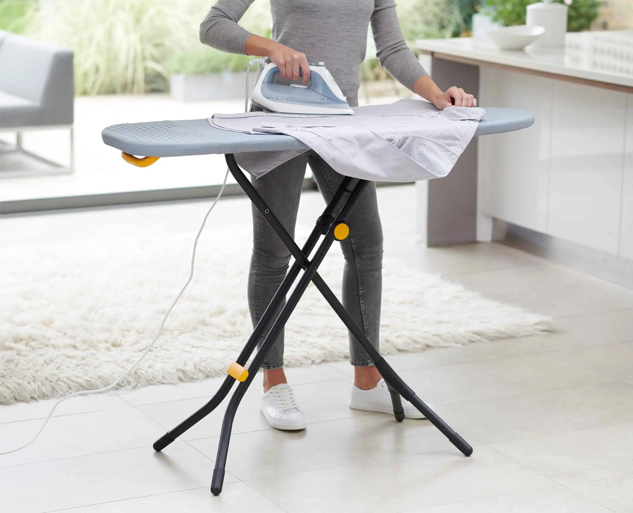 joseph-joseph-glide-130cm-ironing-board-cover-replacement-with-silicone-iron-res image 4
