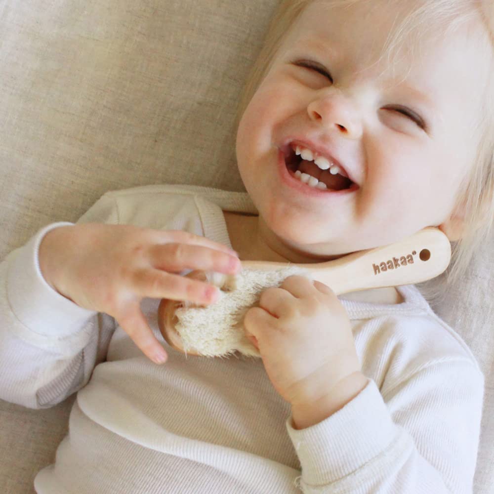 haakaa-electric-baby-nail-trimmer-wooden-hair-brush-set image 8