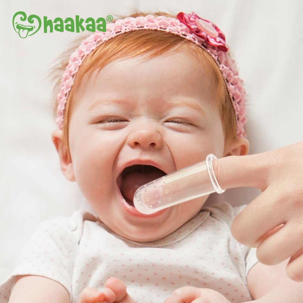 haakaa-silicone-baby-finger-toothbrush-set-2-pack-with-storage-case-360-bristles image 7