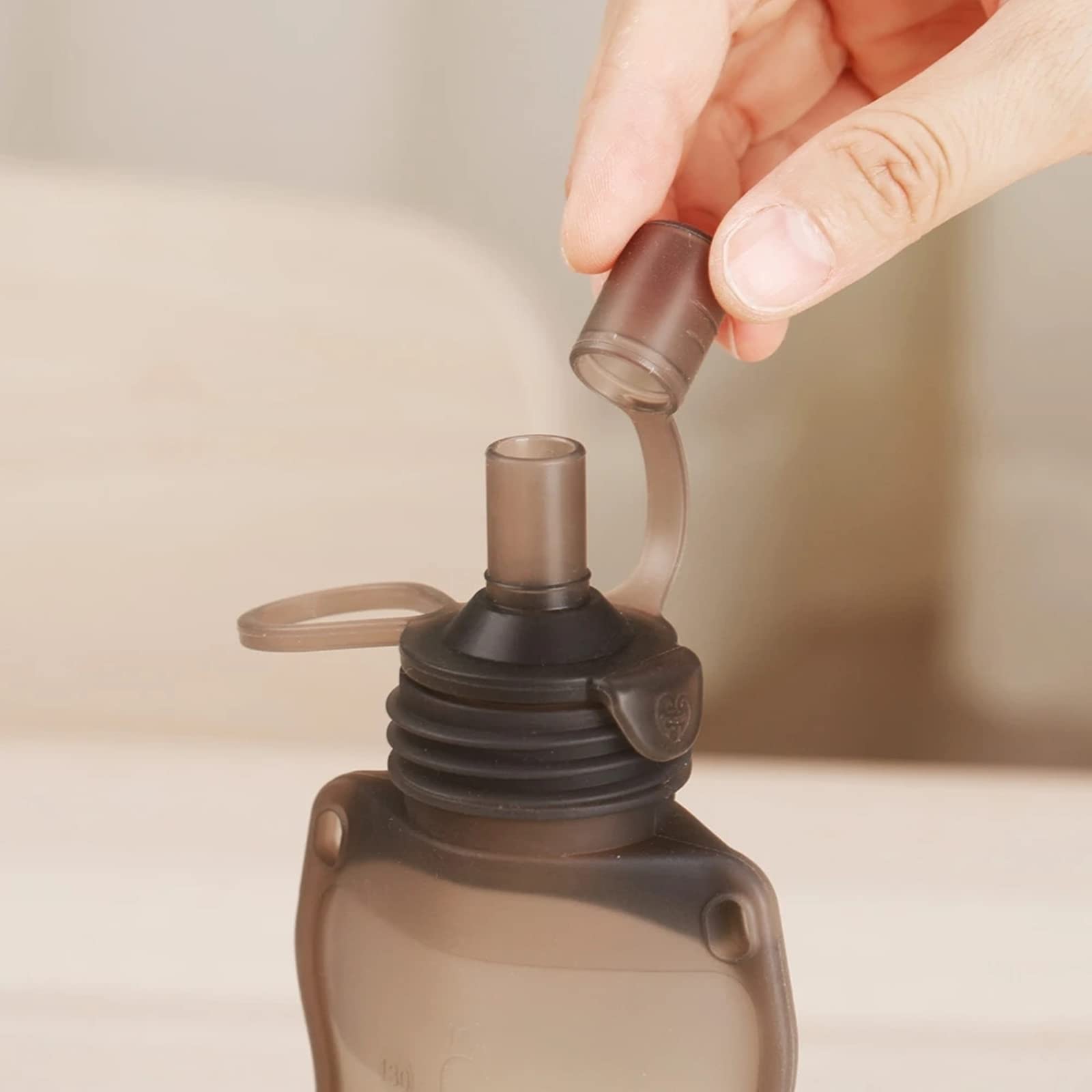 haakaa-yummy-pouch-sippy-spout-reusable-silicone-spill-proof-topper-for-haakaa-p image 4