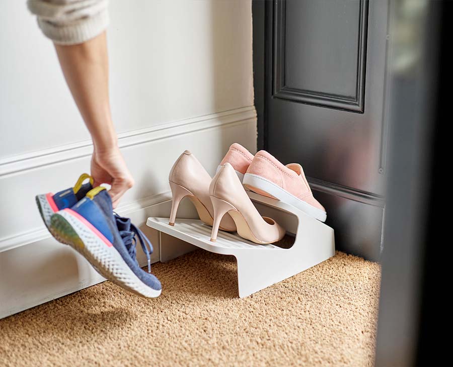joseph-joseph-shoe-in-space-saving-ecru-shoe-rack image 2