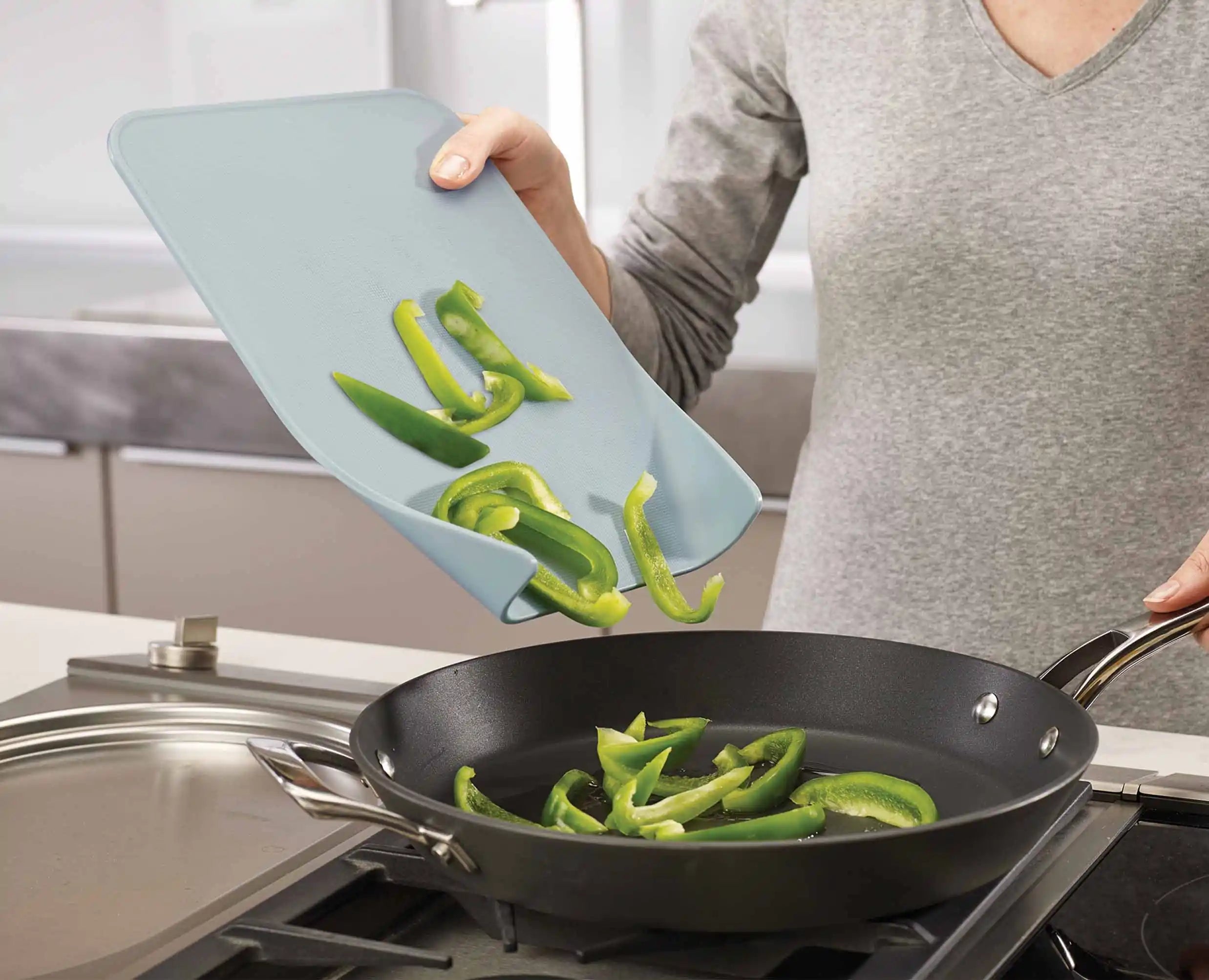 joseph-joseph-nest-3-piece-grey-chopping-board-set image 7