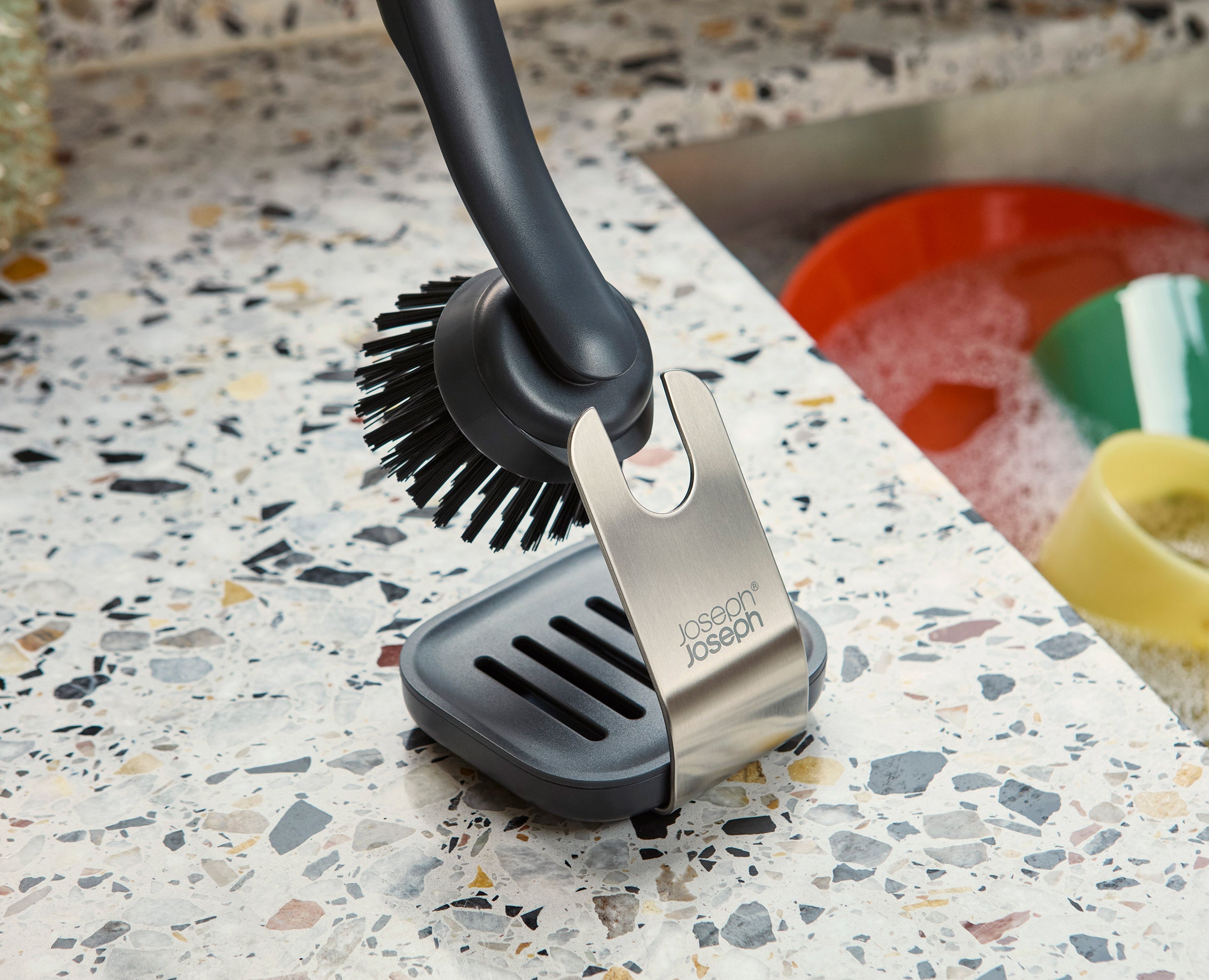 joseph-joseph-sinktech-washing-up-brush-set-with-steel-stand-drip-tray-extra-hea image 2