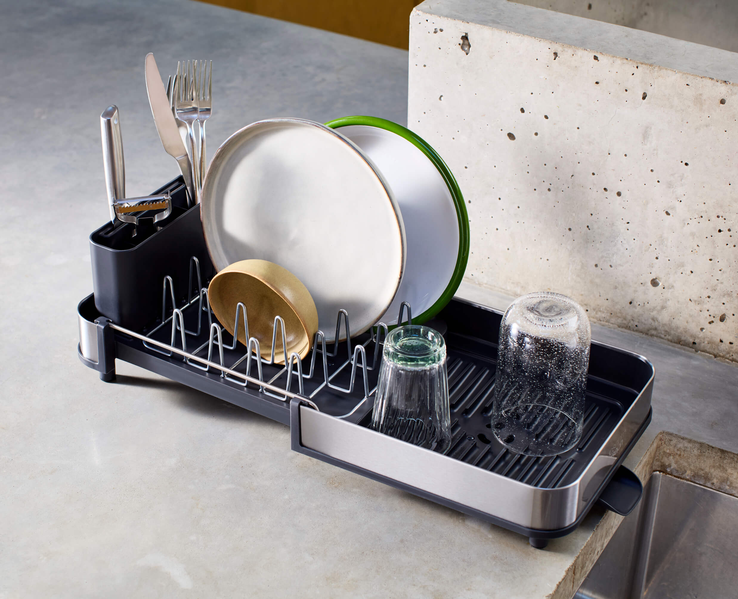 joseph-joseph-extend-slim-steel-expandable-grey-dish-drainer image 3