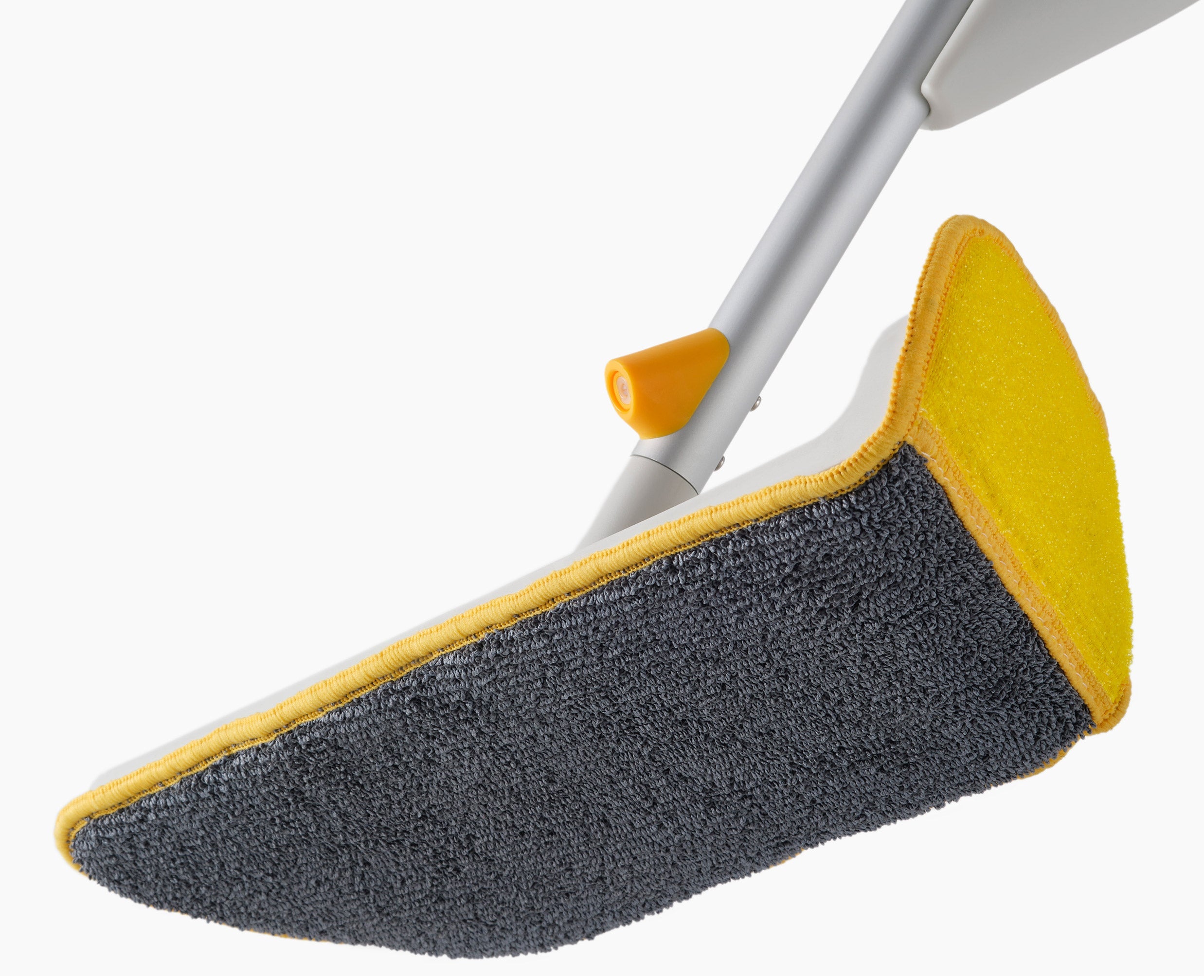 joseph-joseph-cleantech-2-in-1-spray-mop-with-replacement-pad image 7