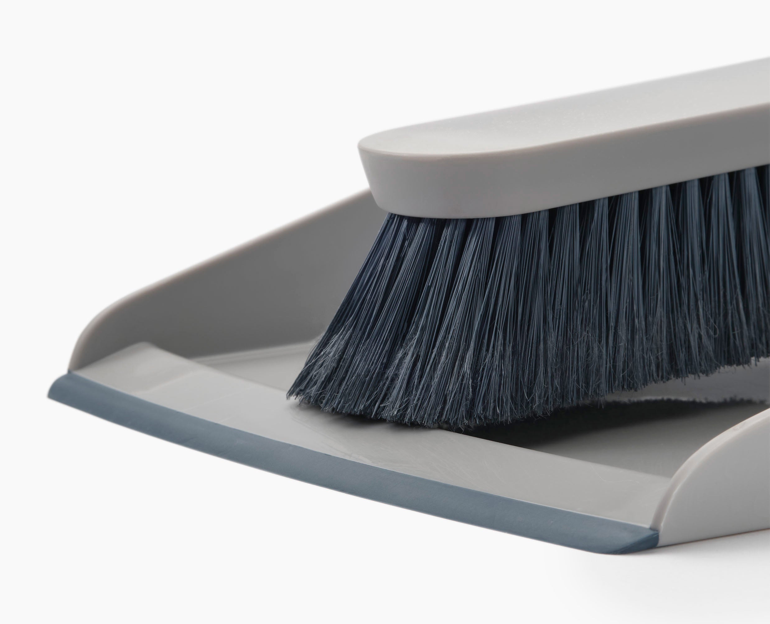 joseph-joseph-cleantech-wall-mounted-broom-dustpan-brush-set-with-telescopic-han image 7
