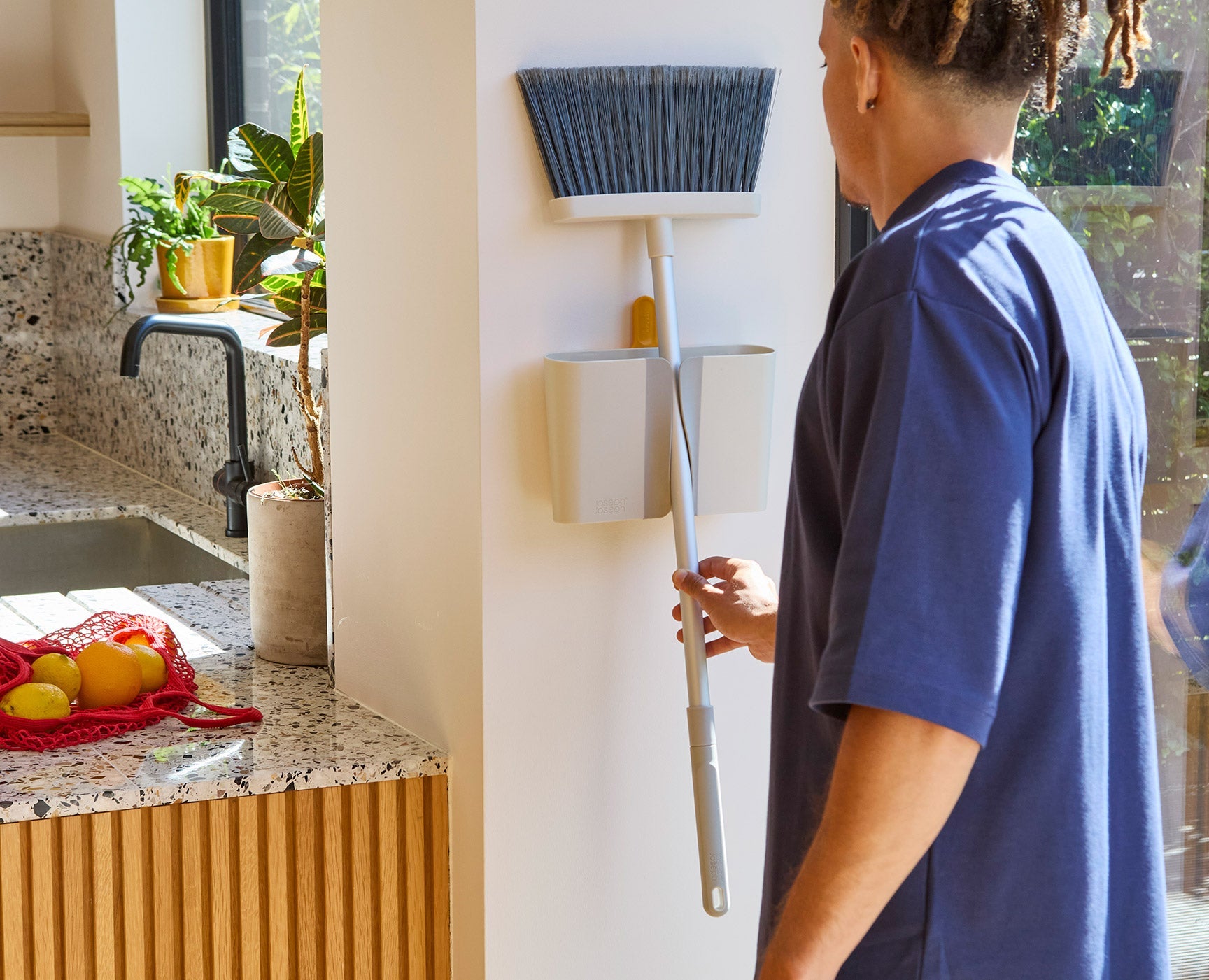 joseph-joseph-cleantech-wall-mounted-broom image 3