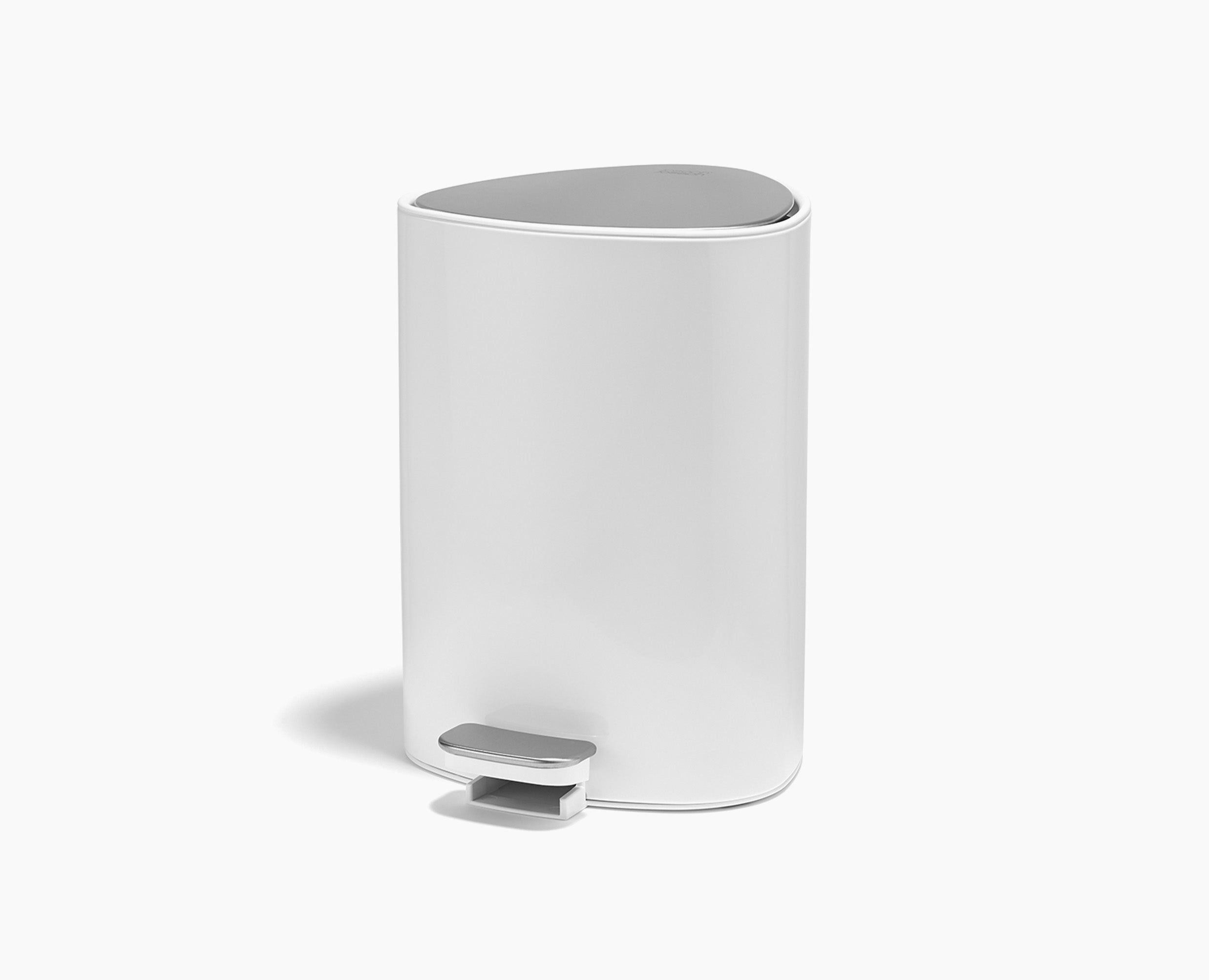 joseph-joseph-easystore-5l-gloss-white-bathroom-pedal-bin image 1