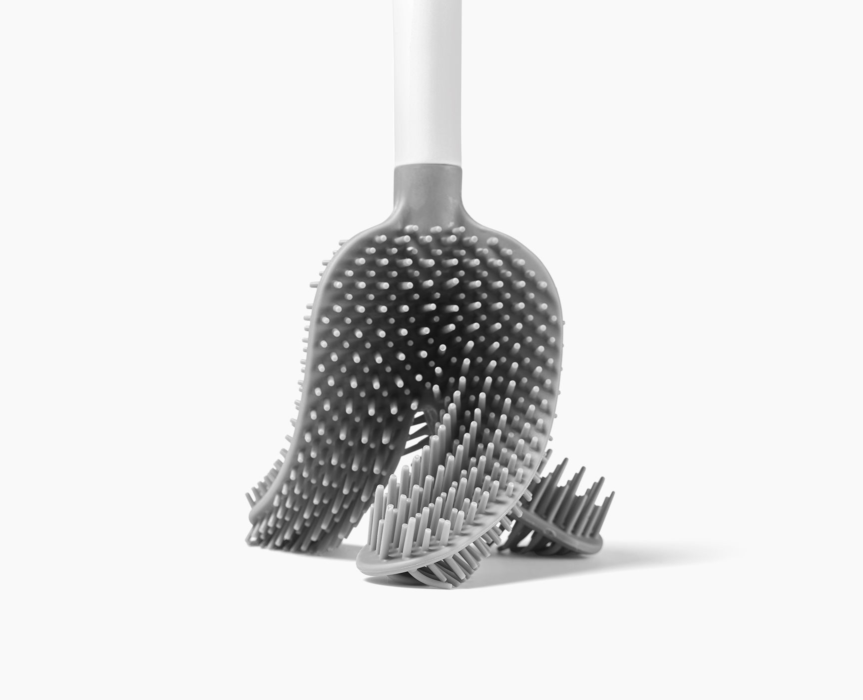 joseph-joseph-flex-360-pack-of-2-gloss-white-toilet-brushes-with-storage-holder image 7