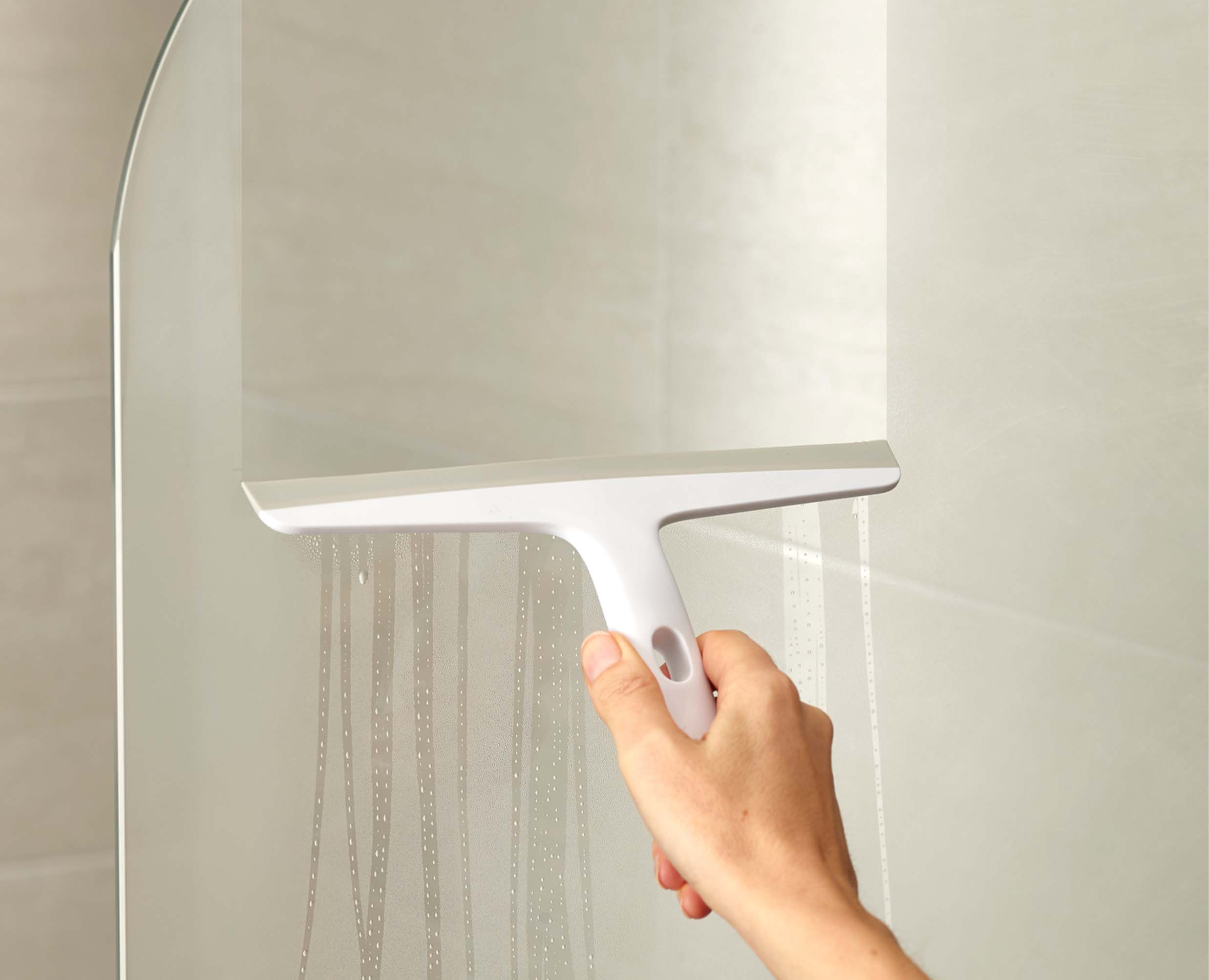 joseph-joseph-easystore-light-grey-shower-squeegee-with-storage-hook image 3