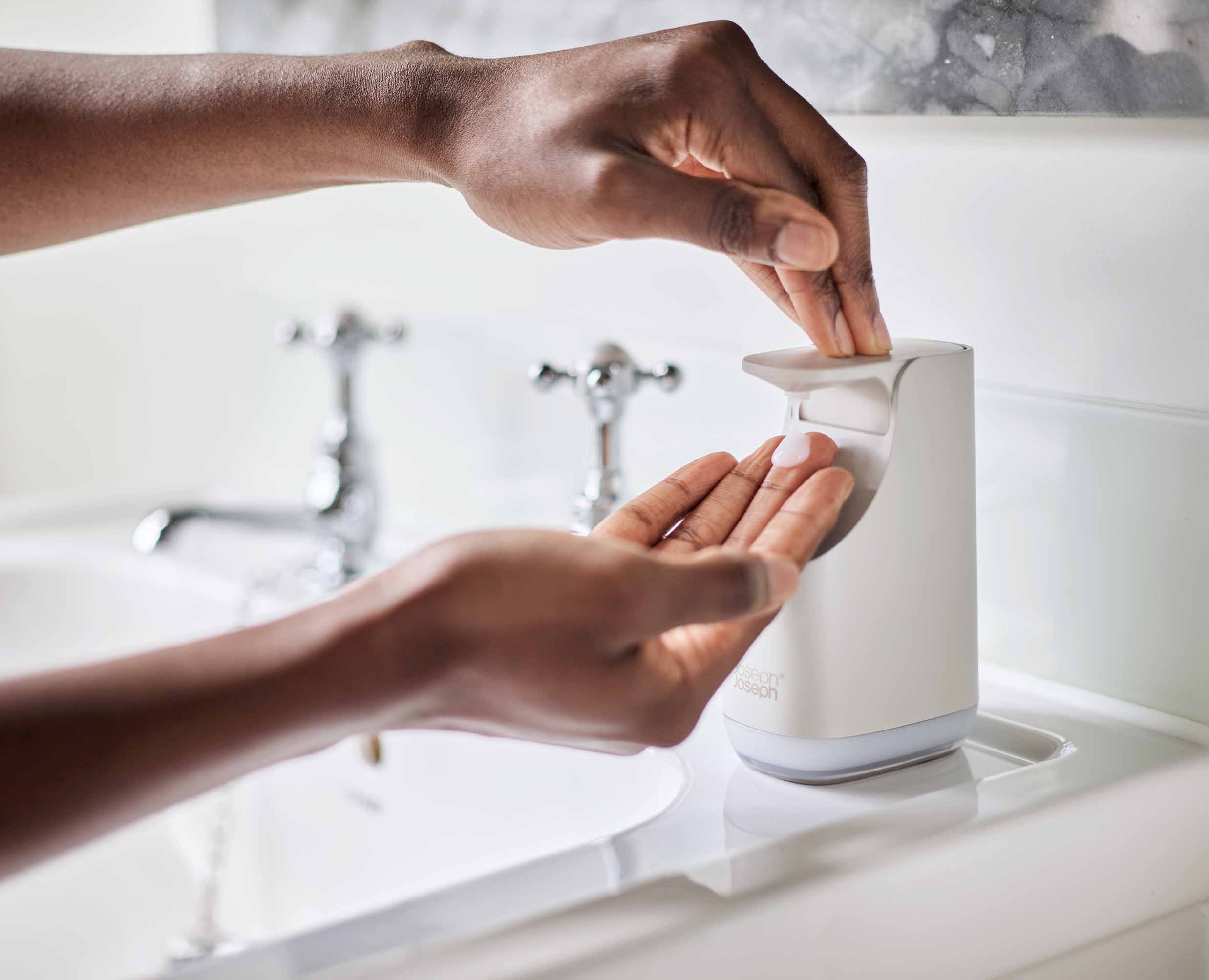 joseph-joseph-slim-matt-soap-pump-ecru image 3