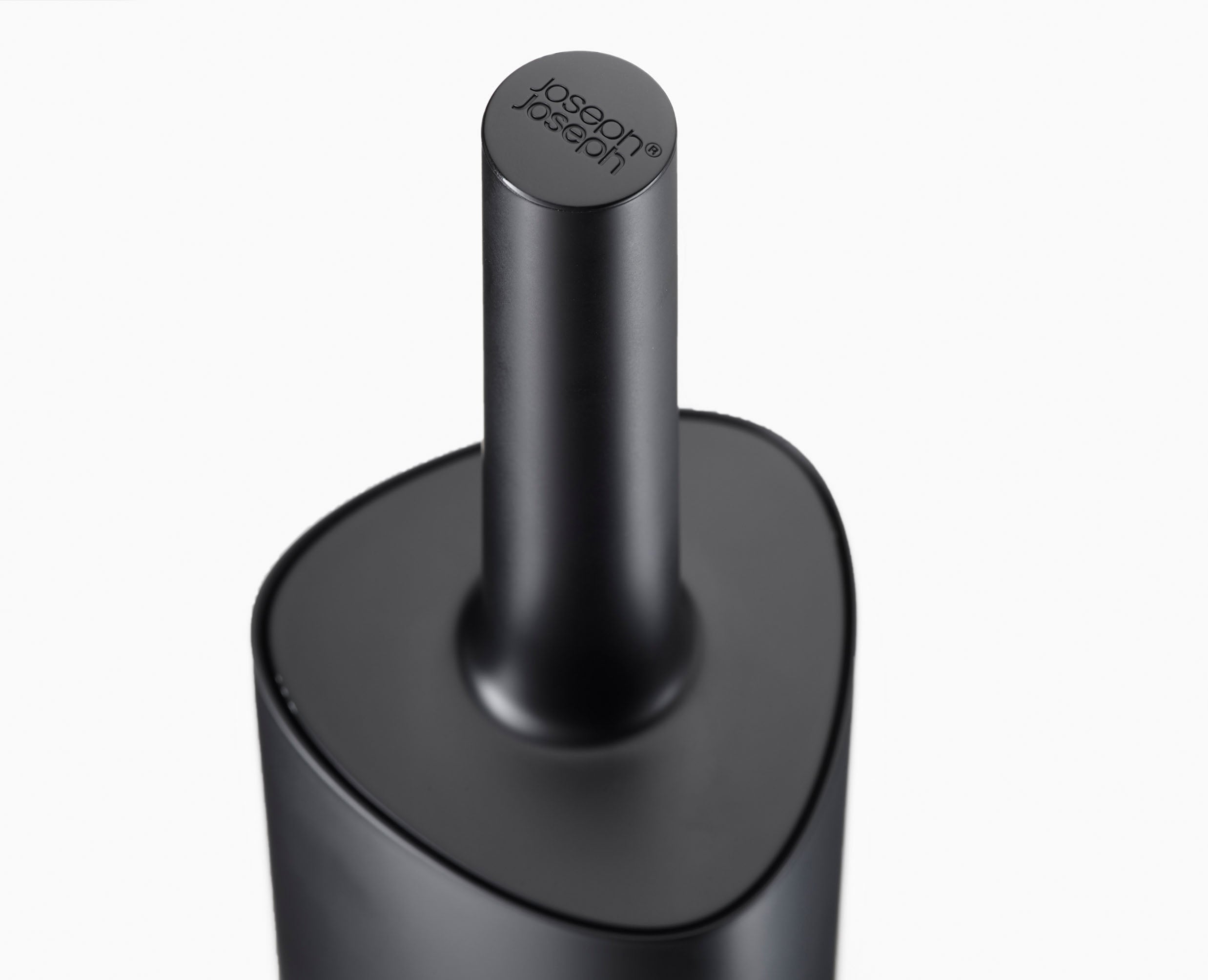 joseph-joseph-flex-360-matt-black-toilet-brush image 4