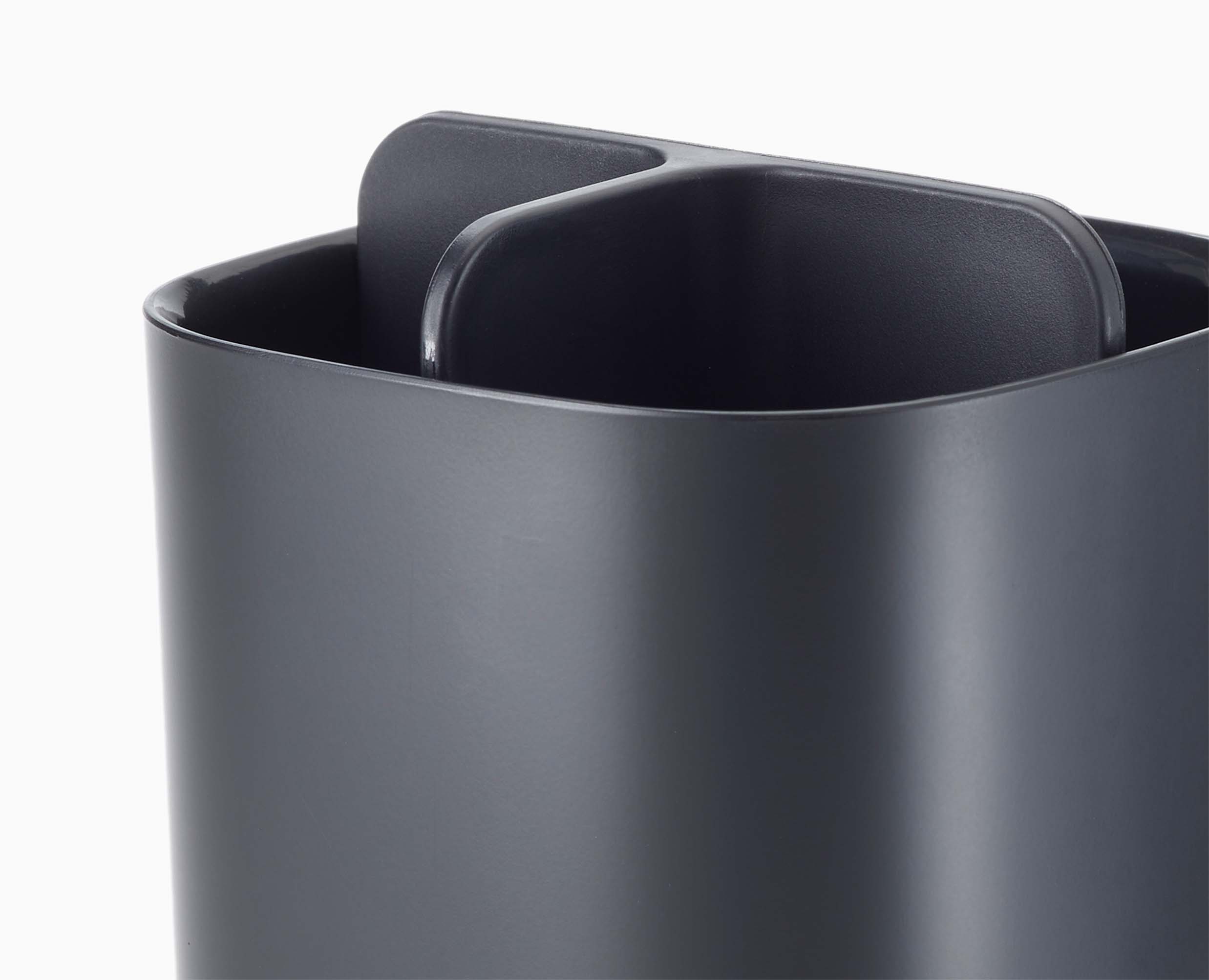 joseph-joseph-easystore-matt-black-toothbrush-holder image 4