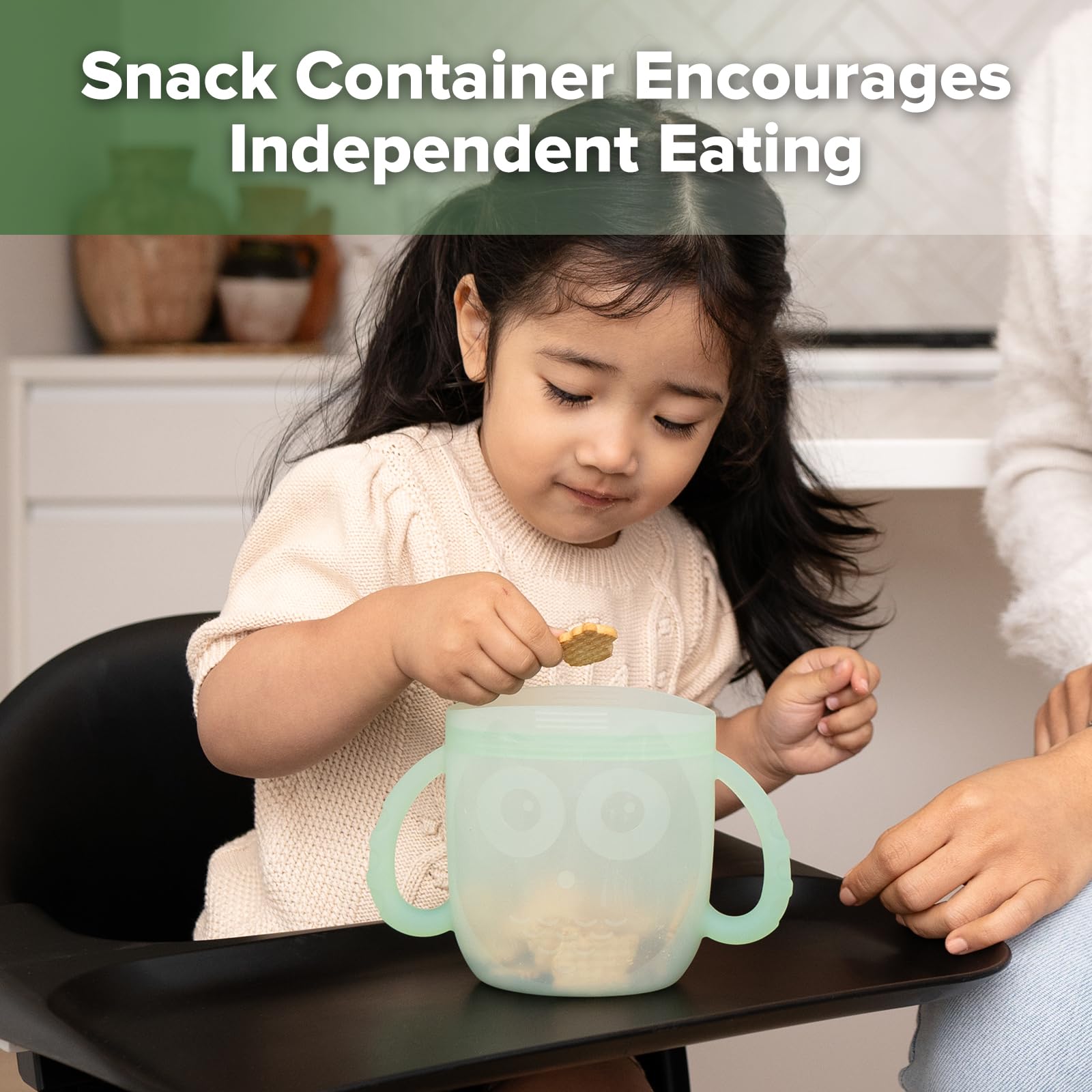 haakaa-oscar-owl-baby-snack-container-silicone-travel-snack-pouch-spill-resistan image 2