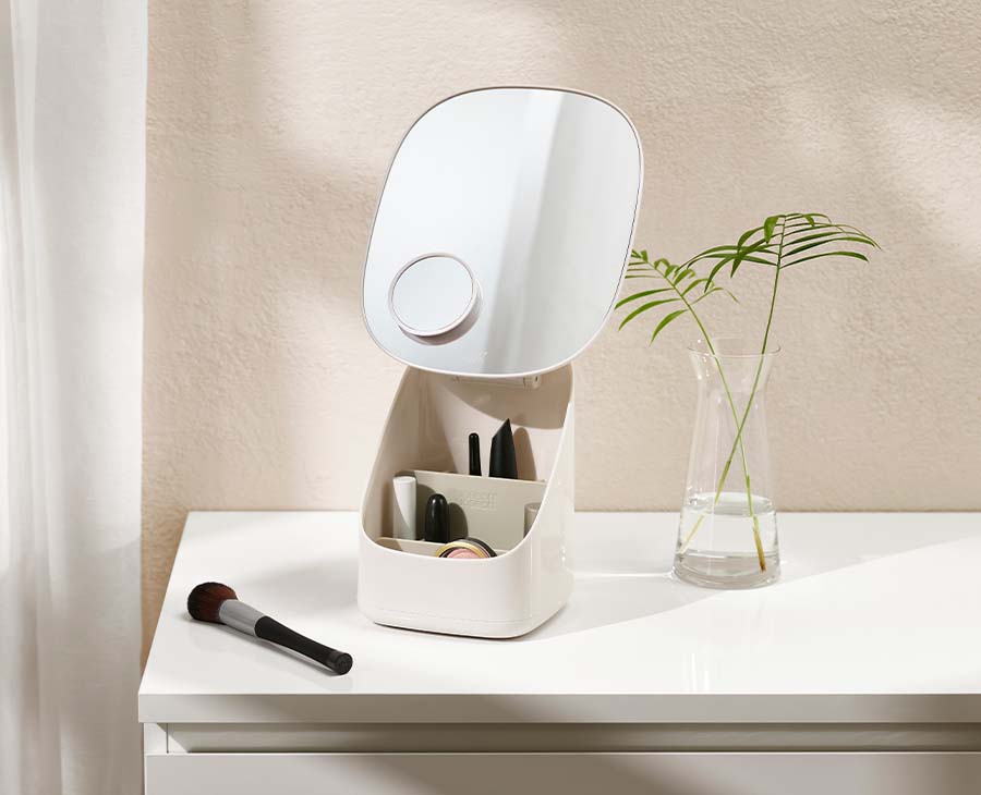 joseph-joseph-viva-pedestal-mirror-with-cosmetic-organiser image 2