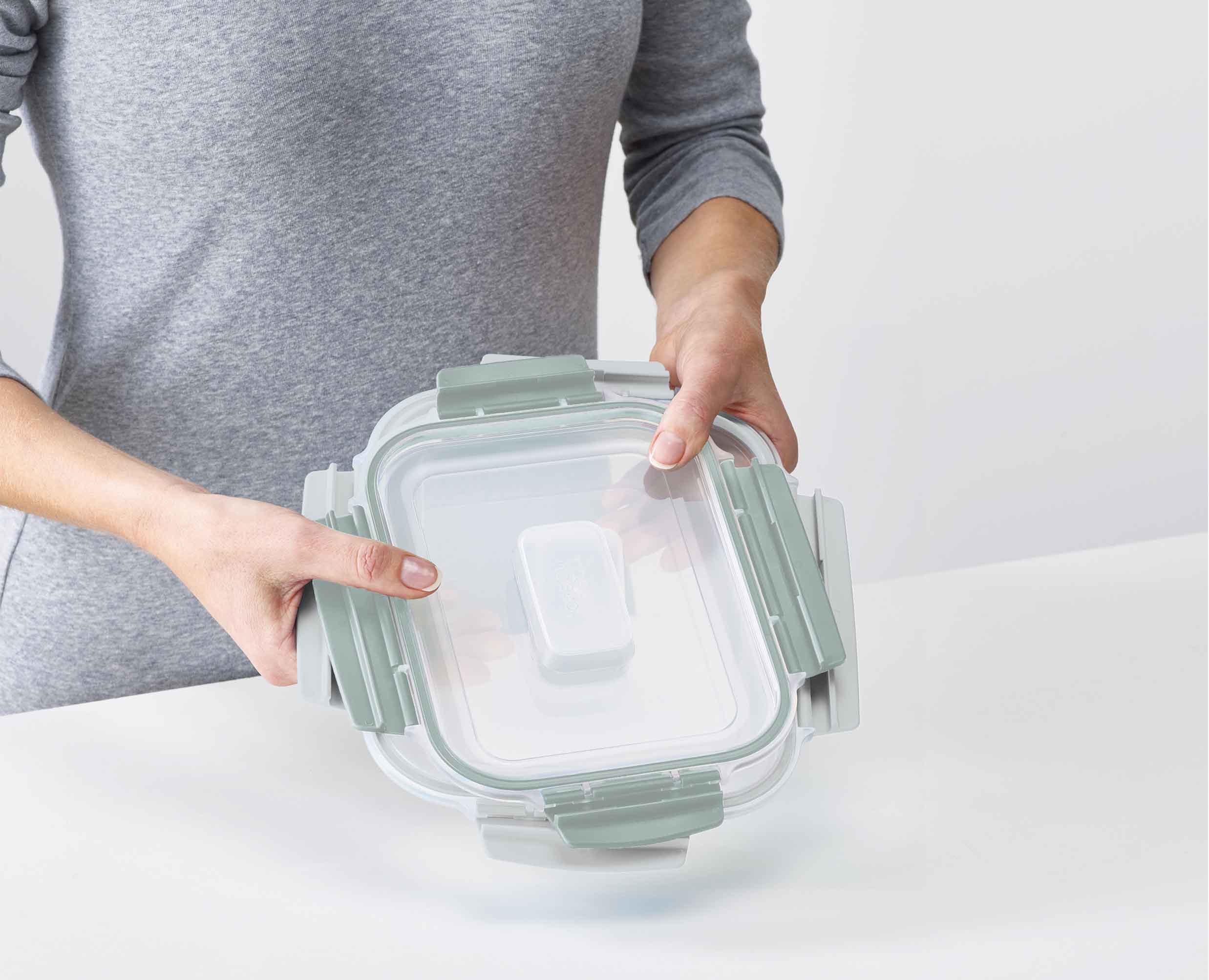 joseph-joseph-nest-lock-5-piece-food-container-set-green-editions image 6