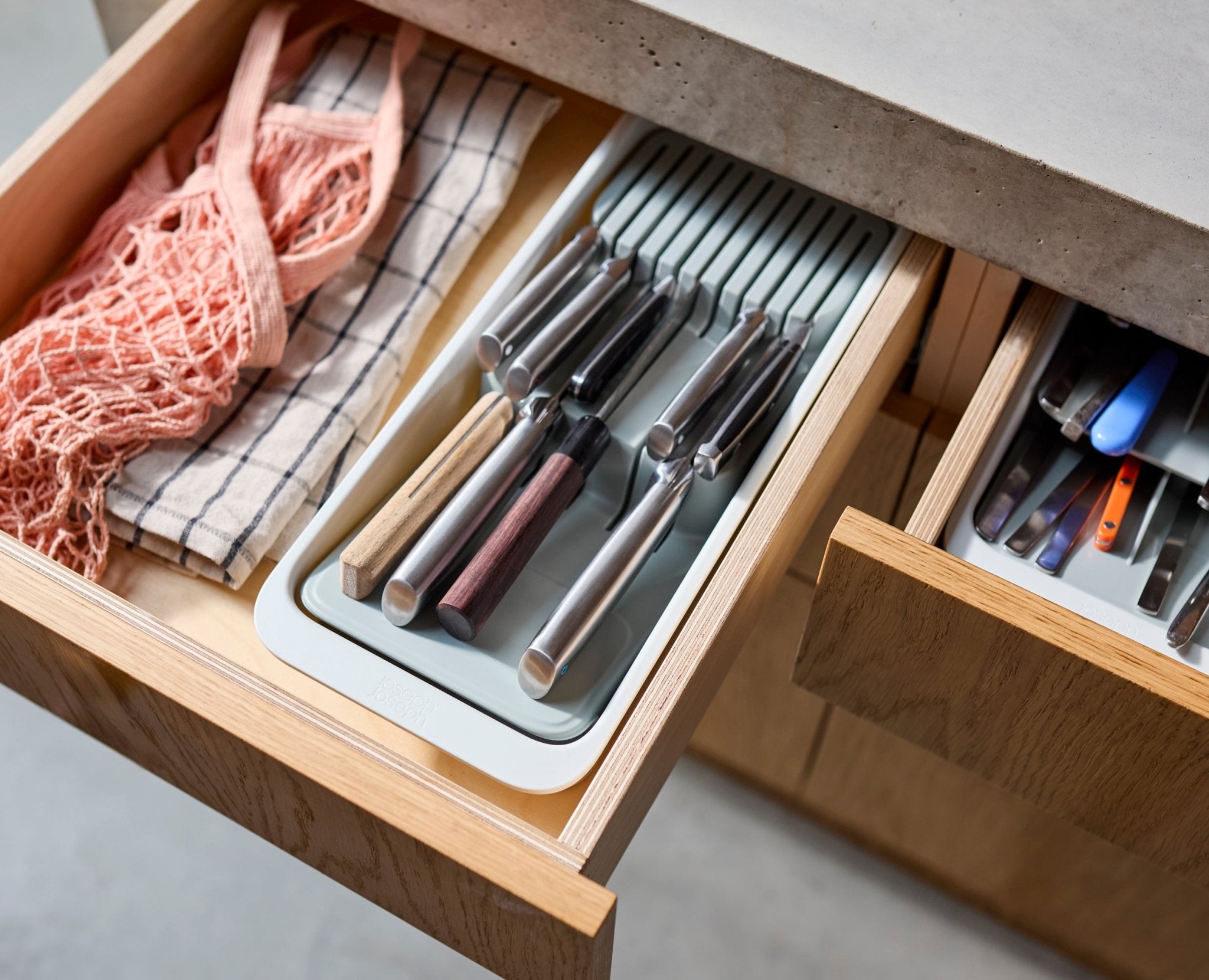 joseph-joseph-drawerstore-2-tier-compact-knife-organiser image 3