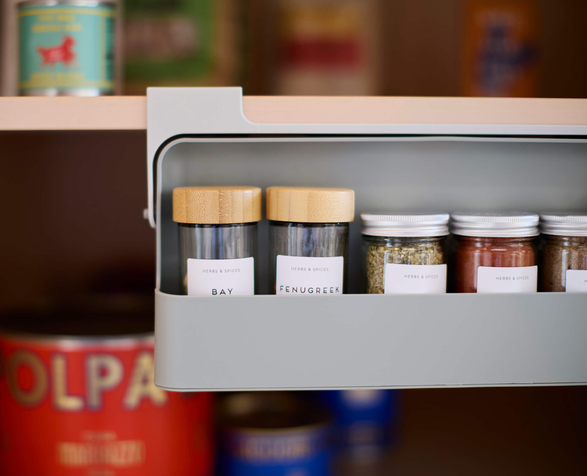 joseph-joseph-cupboardstore-under-shelf-spice-rack image 5