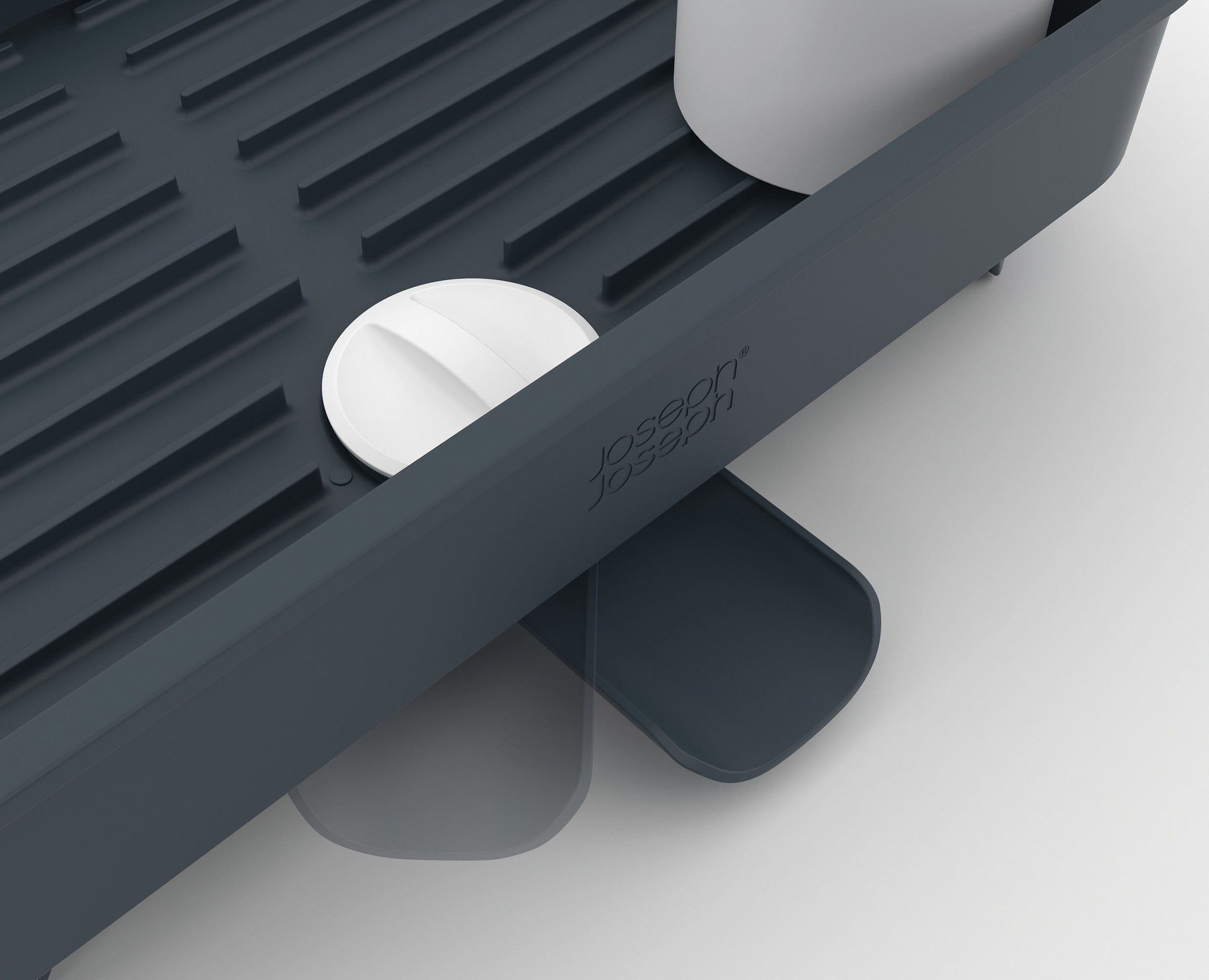 joseph-joseph-extend-grey-expandable-dish-drainer image 6